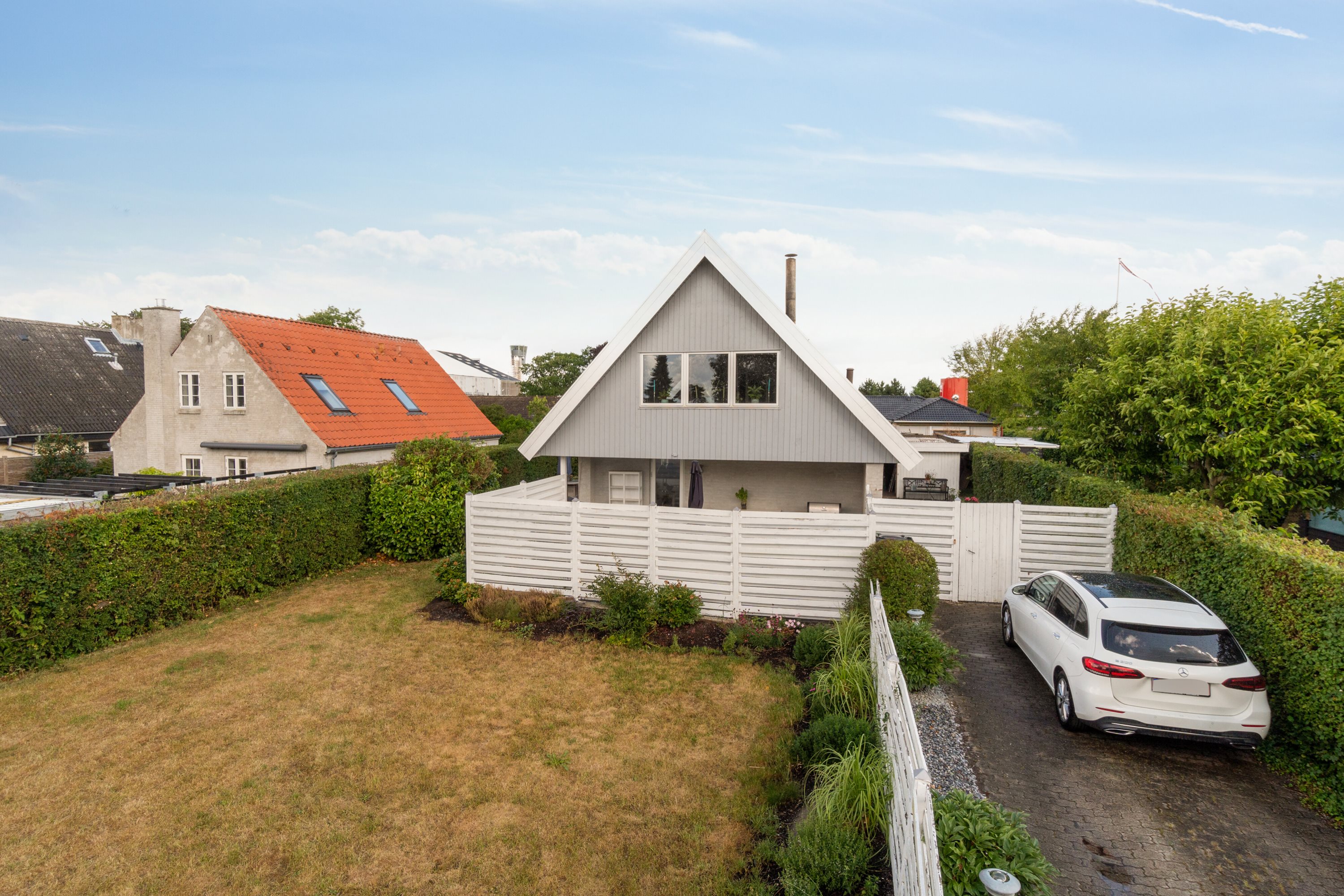 Fremhævet set fra haven billede i fuldskærmstilstand. Billede af Rybakkevej 20, 2791 Dragør