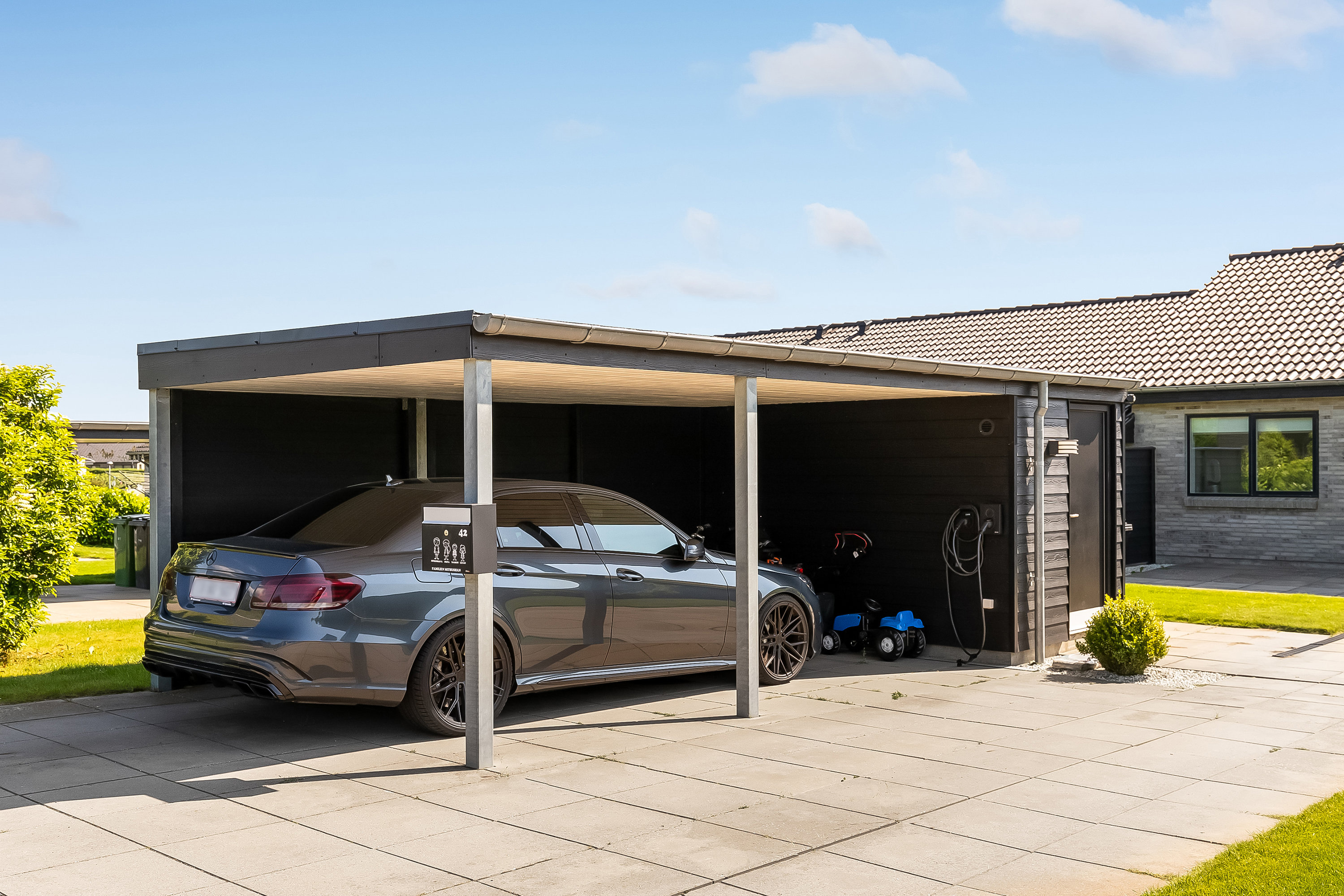 Fremhævet carport billede i fuldskærmstilstand. Billede af Pilehaven 42, Bredballe, 7120 Vejle Øst