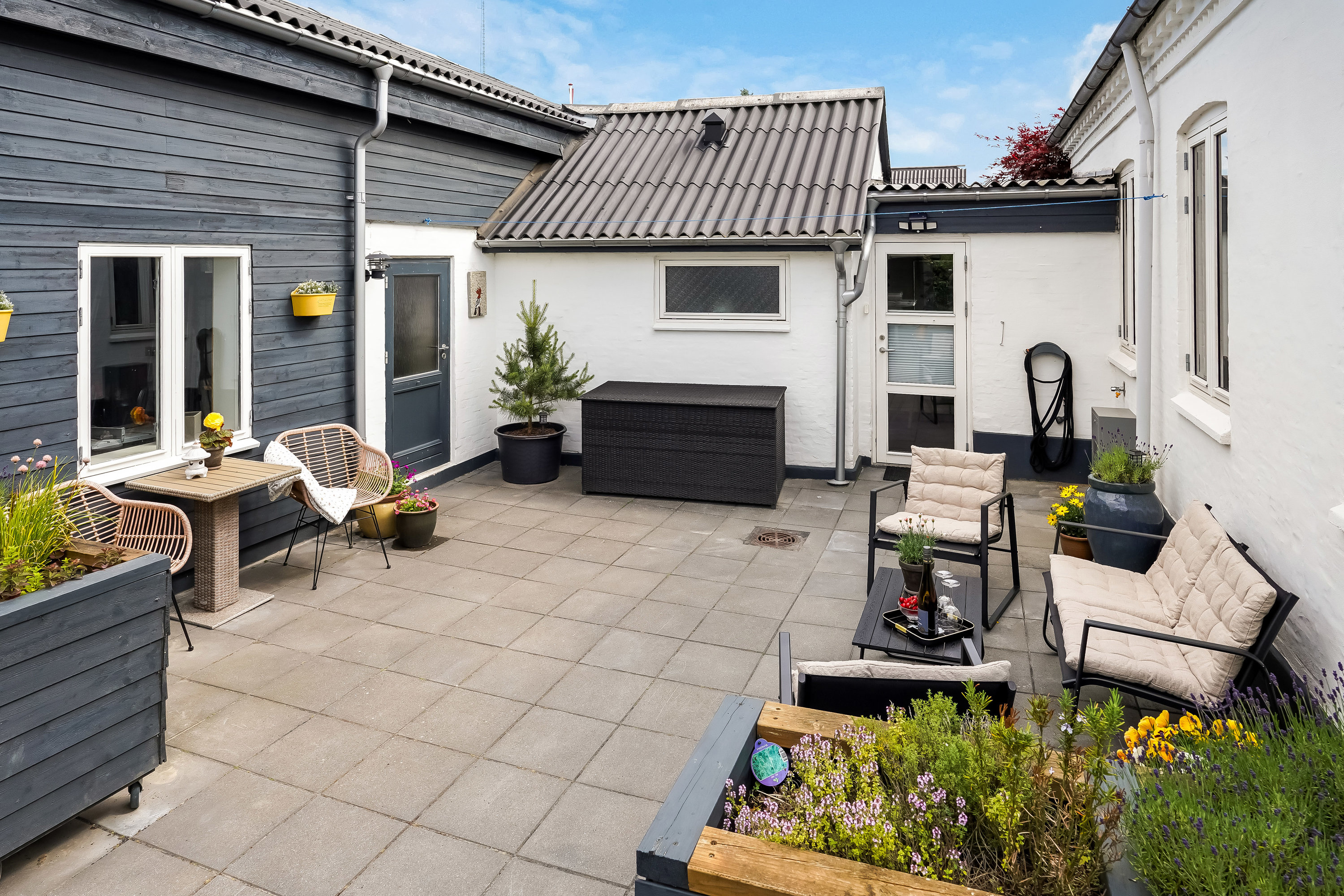 Fremhævet terrasse billede i fuldskærmstilstand. Billede af Nørregade 26, Ejby, 5592 Ejby