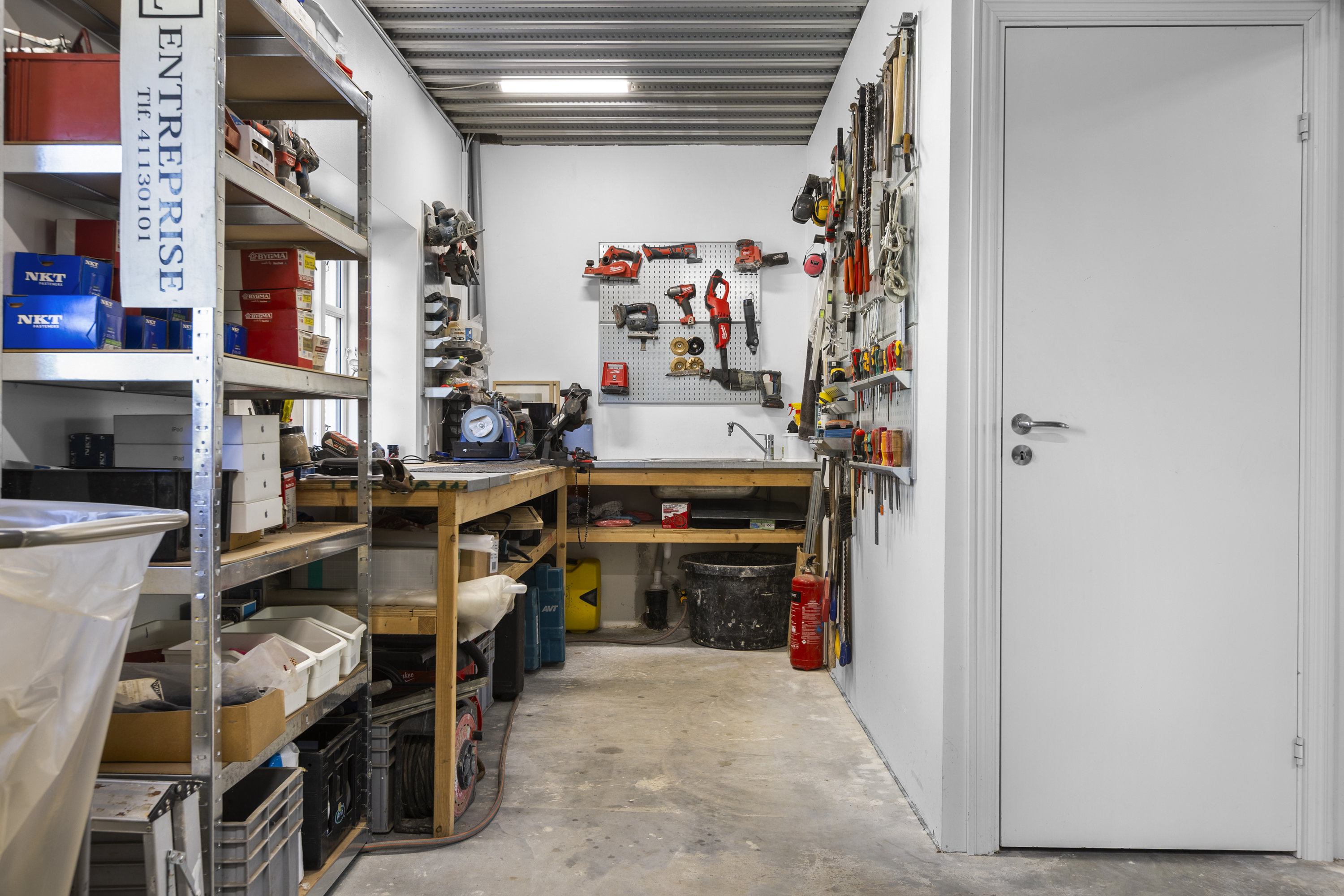 Fremhævet garage billede i fuldskærmstilstand. Billede af Lindebjærgvej 13, 4180 Sorø
