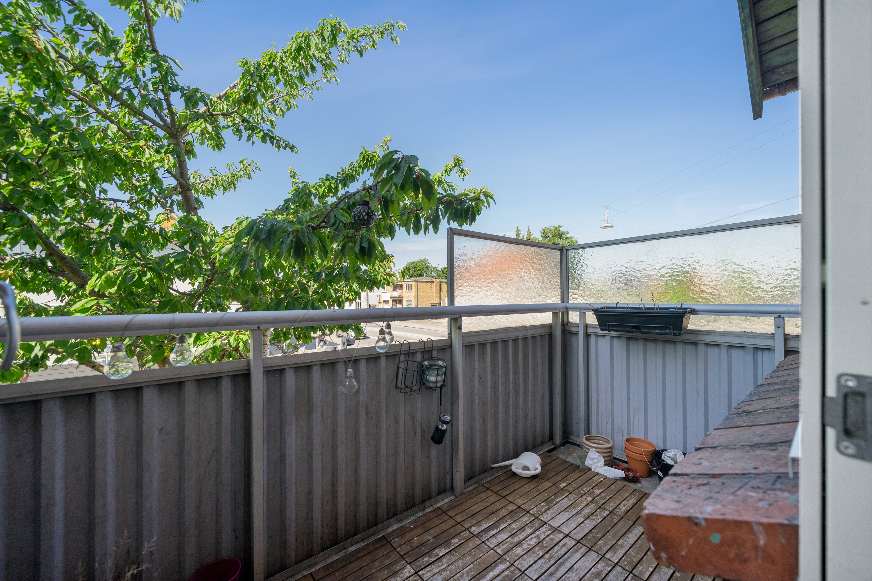 Fremhævet terrasse billede i fuldskærmstilstand. Billede af Islevhusvej 35, 2700 Brønshøj