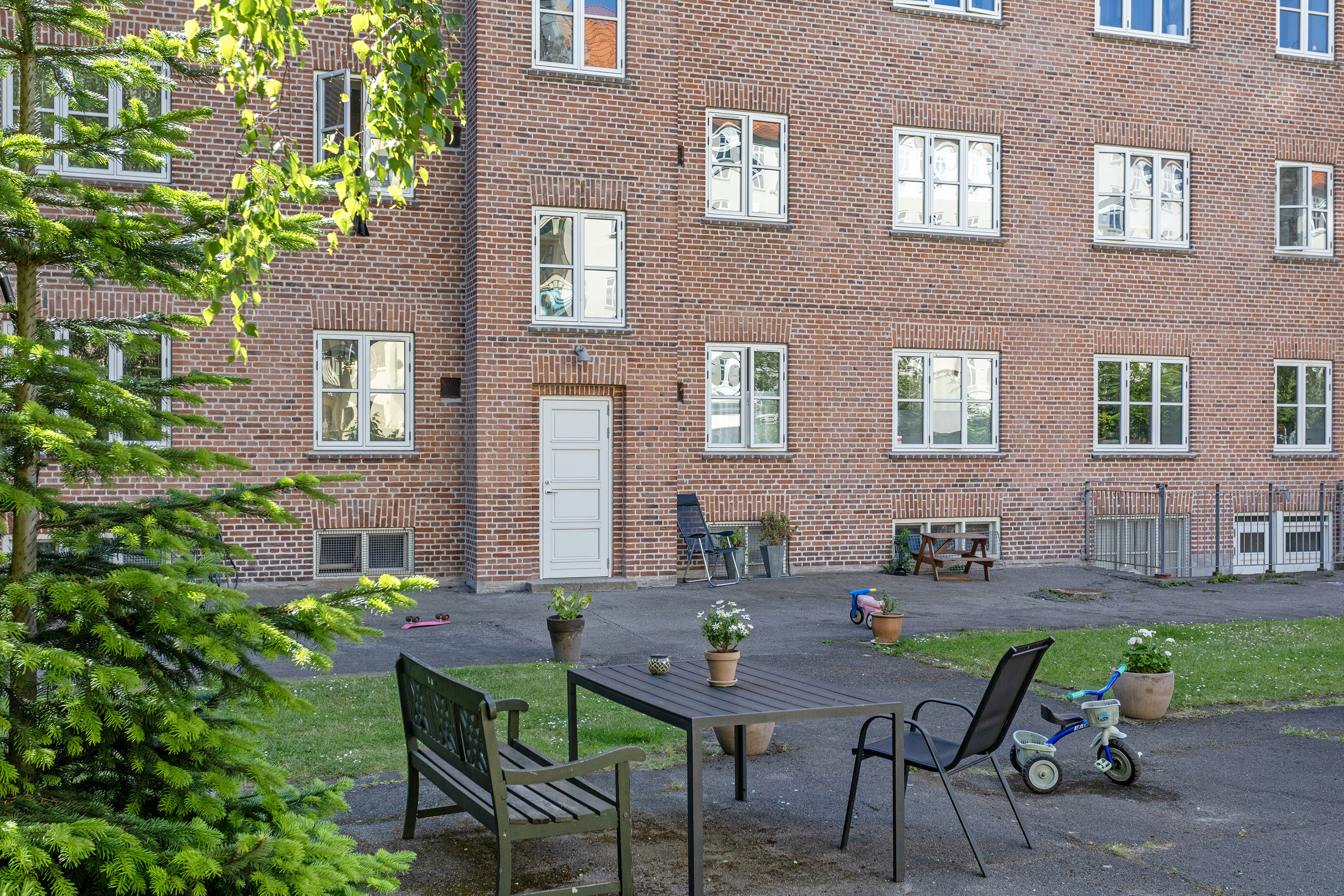 Fremhævet gårdmiljø billede i fuldskærmstilstand. Billede af Rumæniensgade 6, st.. th., 2300 København S