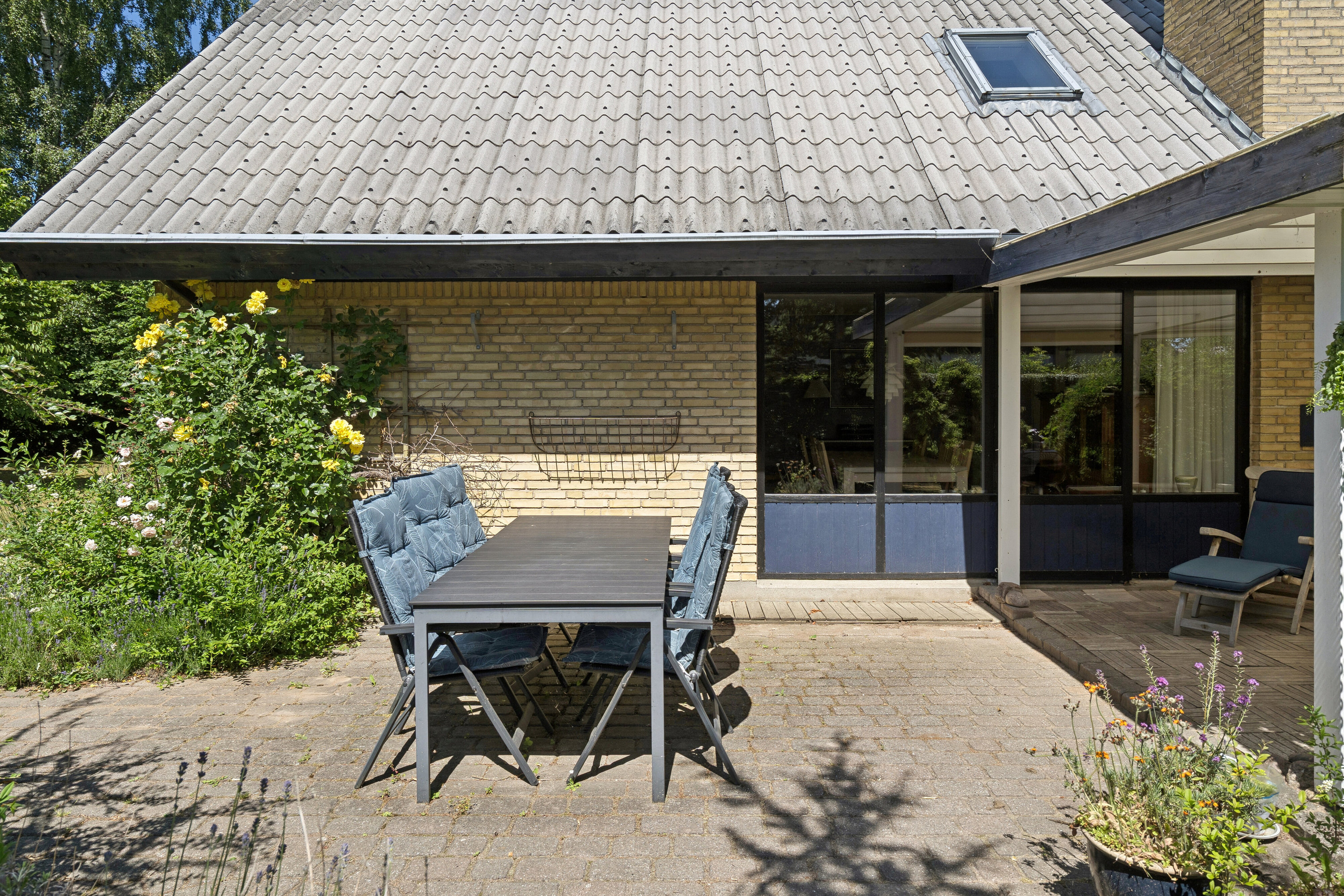 Fremhævet terrasse billede i fuldskærmstilstand. Billede af Møllegårdsvej 2, Osted, 4320 Lejre