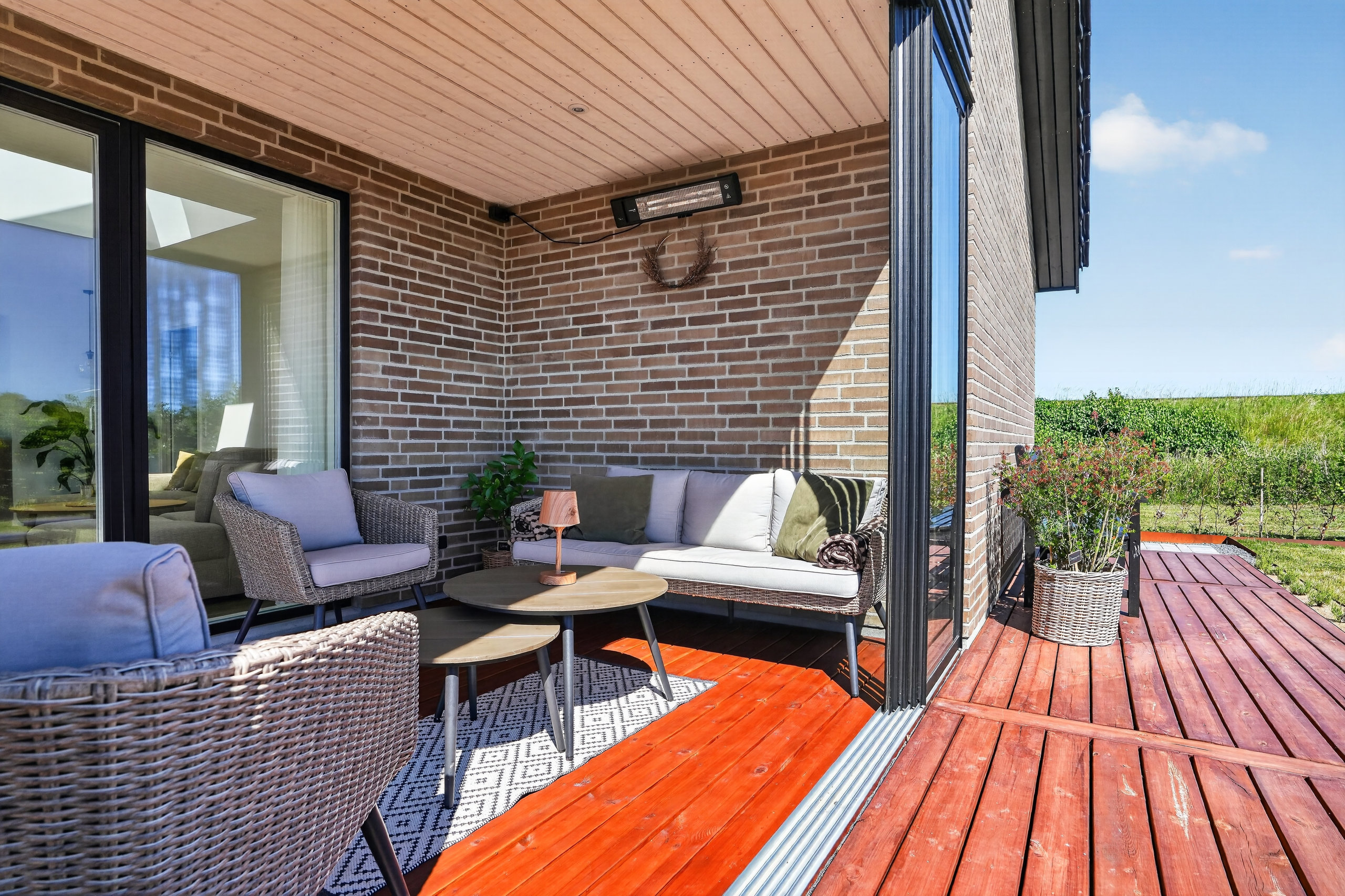 Fremhævet terrasse billede i fuldskærmstilstand. Billede af Søndermarken 194, 4340 Tølløse