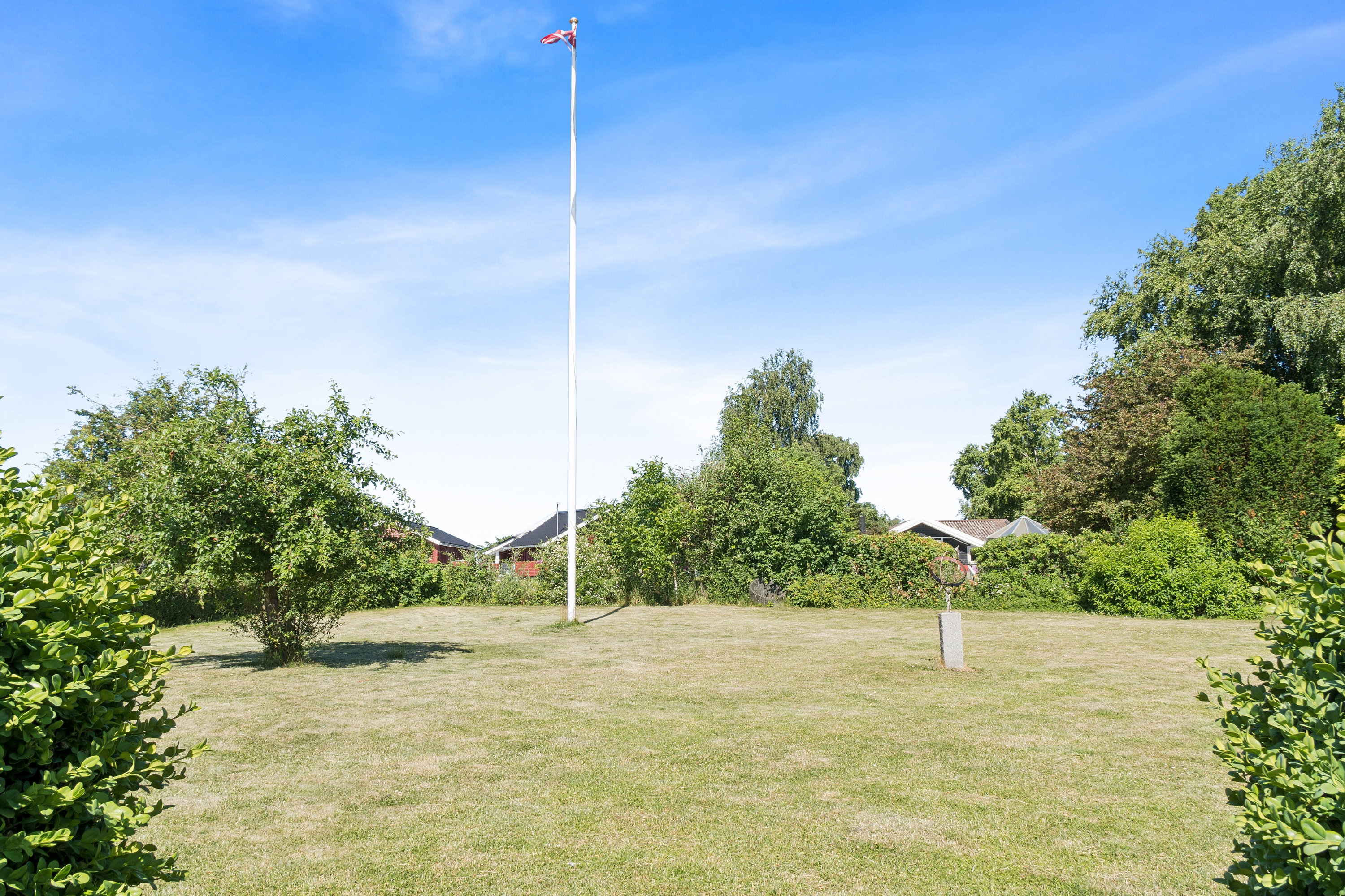 Fremhævet udendørs billede i fuldskærmstilstand. Billede af Rødtjørnevej 18, Sæby, 4070 Kirke Hyllinge