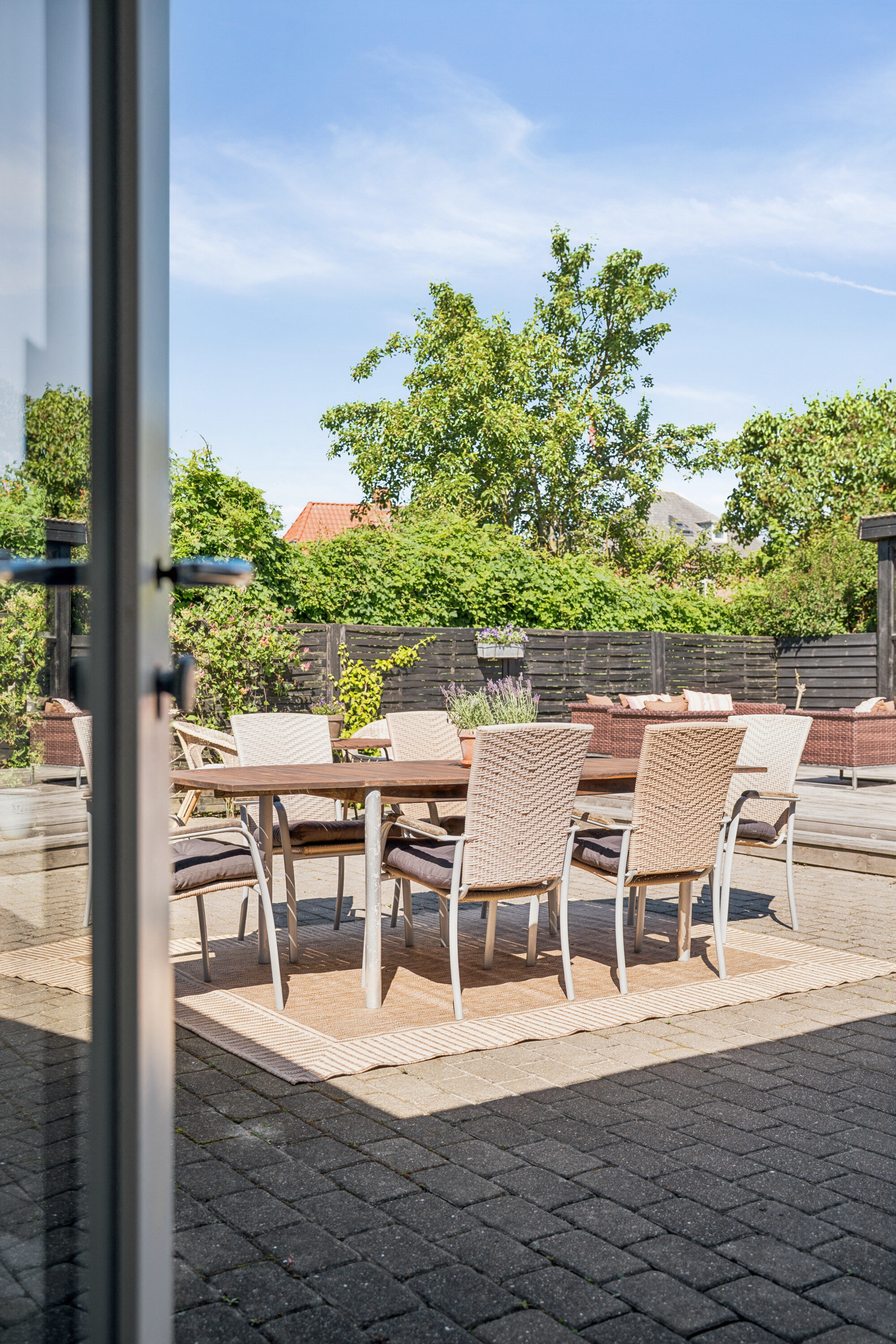 Fremhævet terrasse billede i fuldskærmstilstand. Billede af Sønder Alle 21, 9000 Aalborg