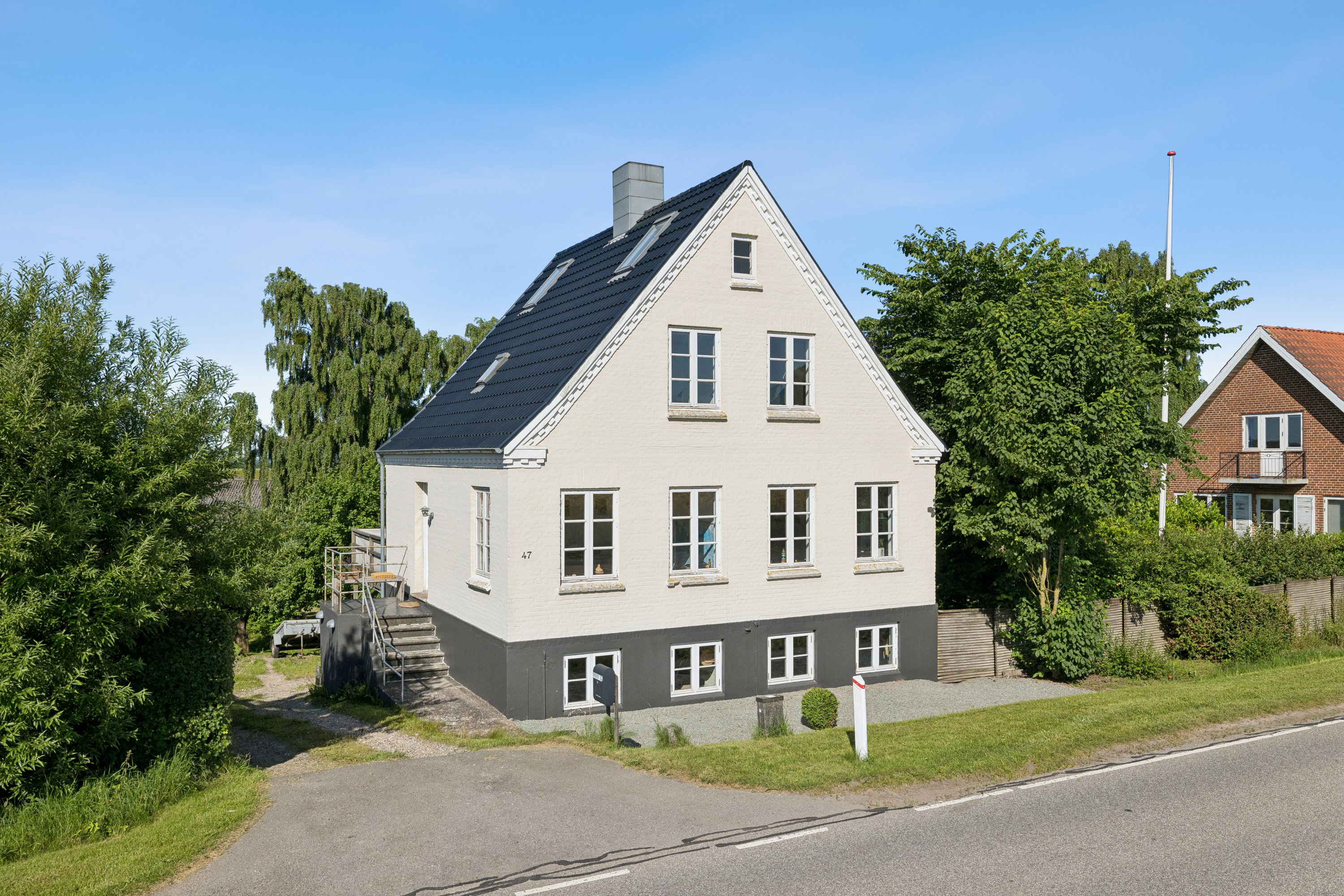 Fremhævet ejendommen billede i fuldskærmstilstand. Billede af Låsbyvej 47, Forlev, 8660 Skanderborg