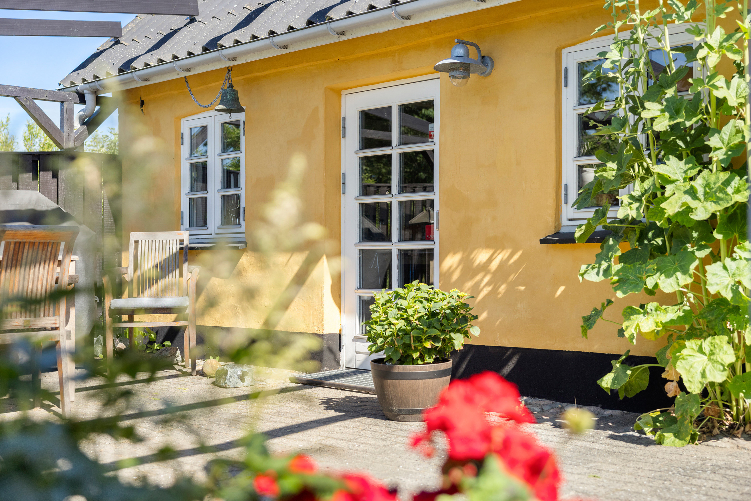 Fremhævet facade billede i fuldskærmstilstand. Billede af Ørtoftvej 52, 9300 Sæby