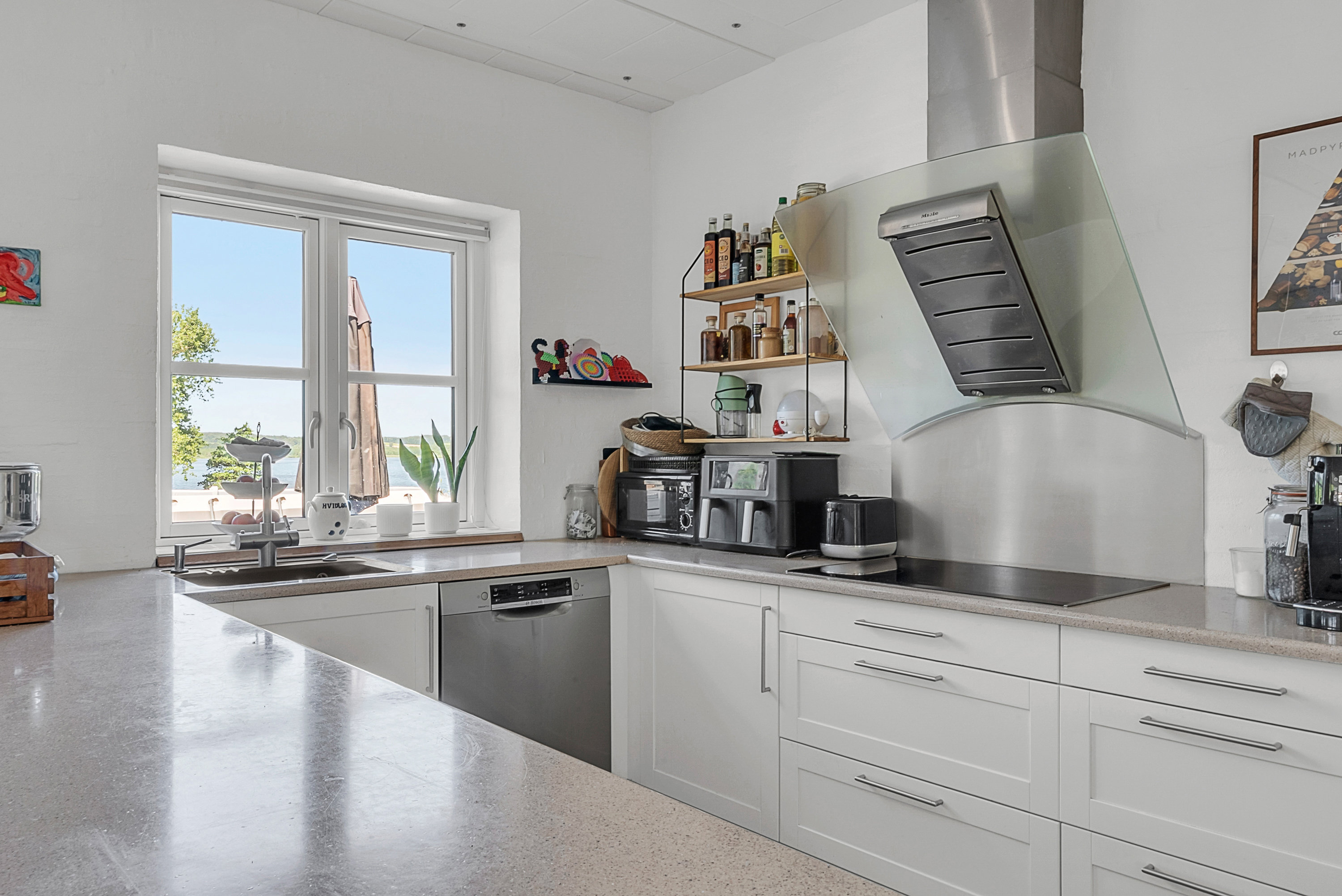 Fremhævet køkken billede i fuldskærmstilstand. Billede af Fleningevej 11, Korinth, 5600 Faaborg