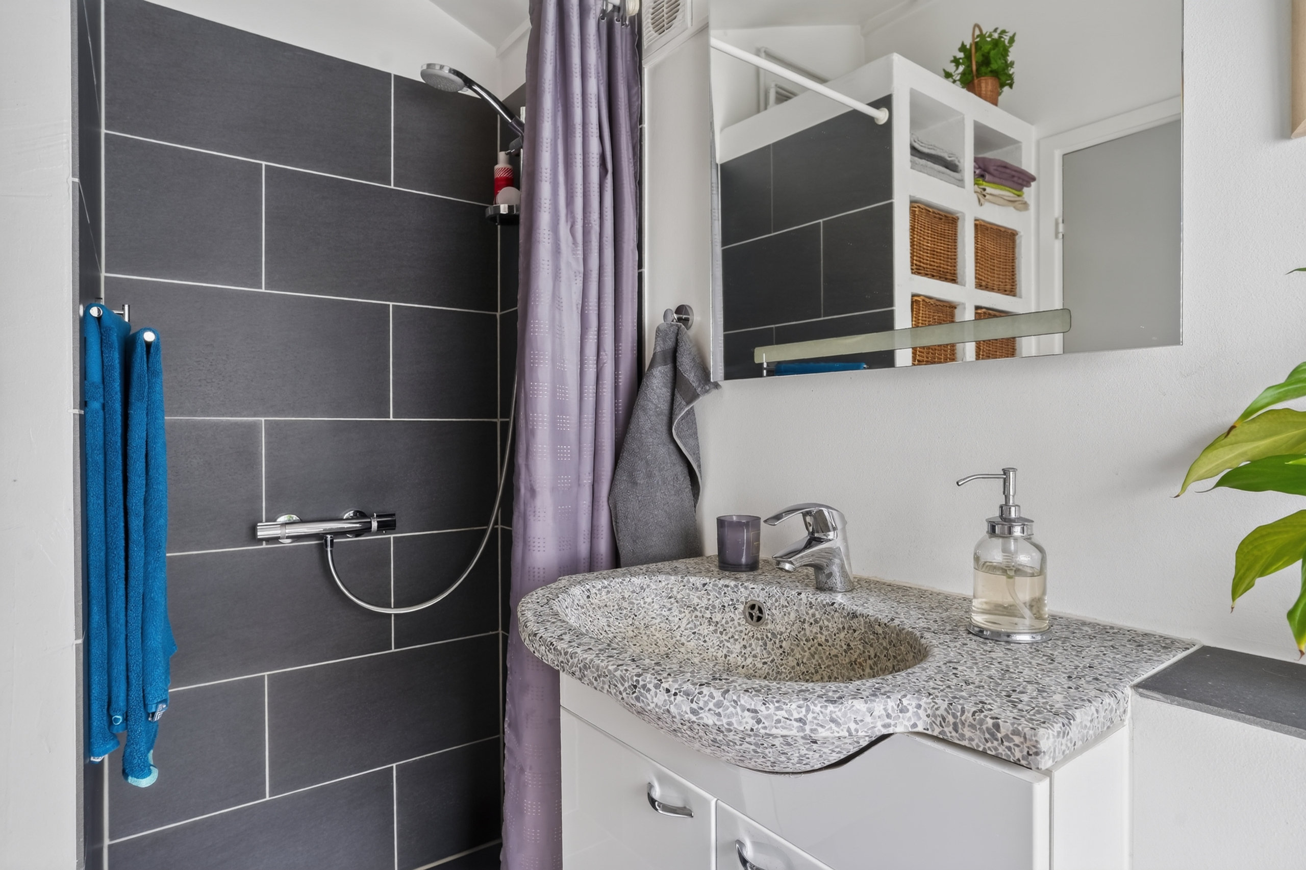 Fremhævet badeværelse billede i fuldskærmstilstand. Billede af Langebjergvej 261D, 3050 Humlebæk