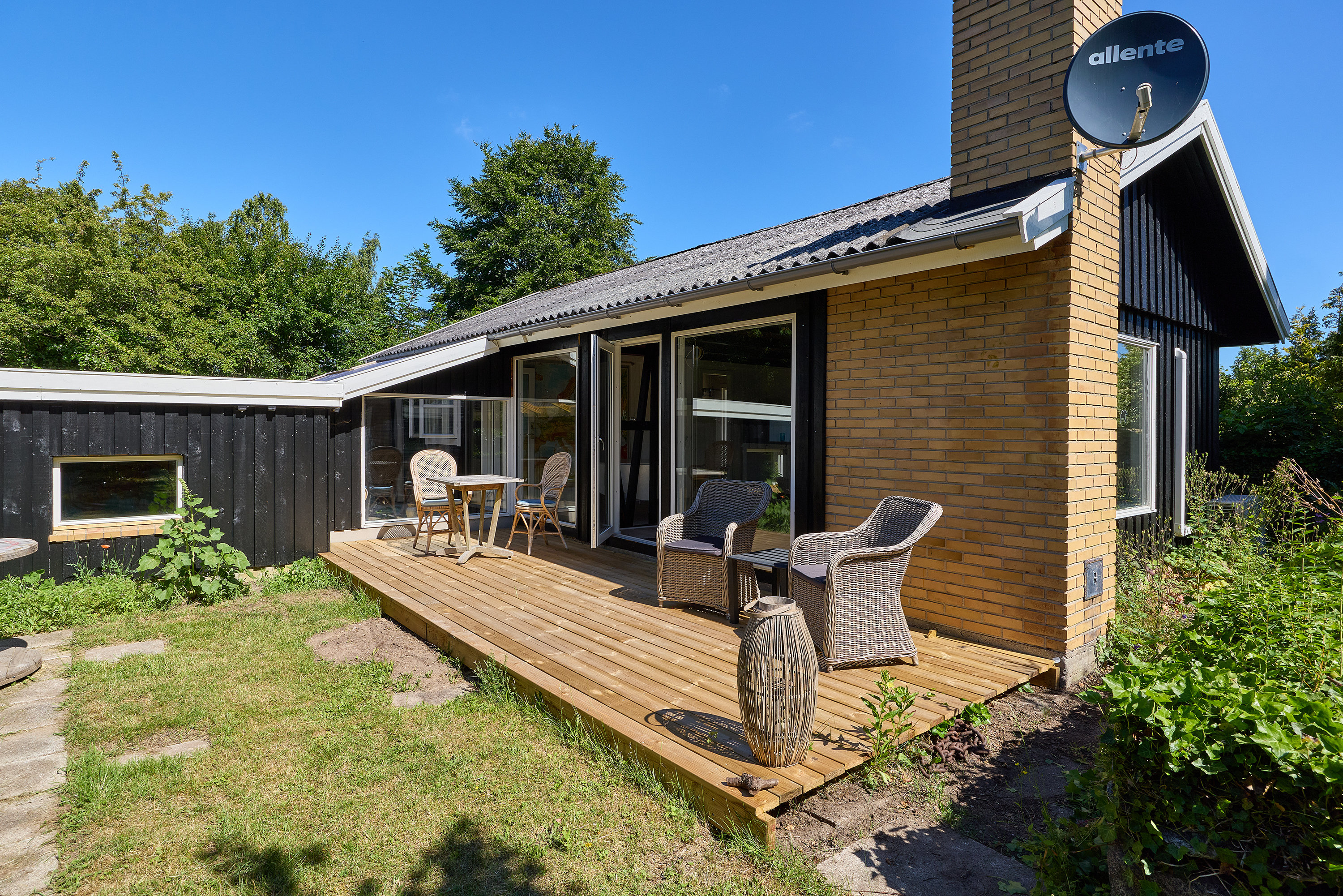 Fremhævet terrasse billede i fuldskærmstilstand. Billede af Baunevangen 13, Skoven, 3630 Jægerspris