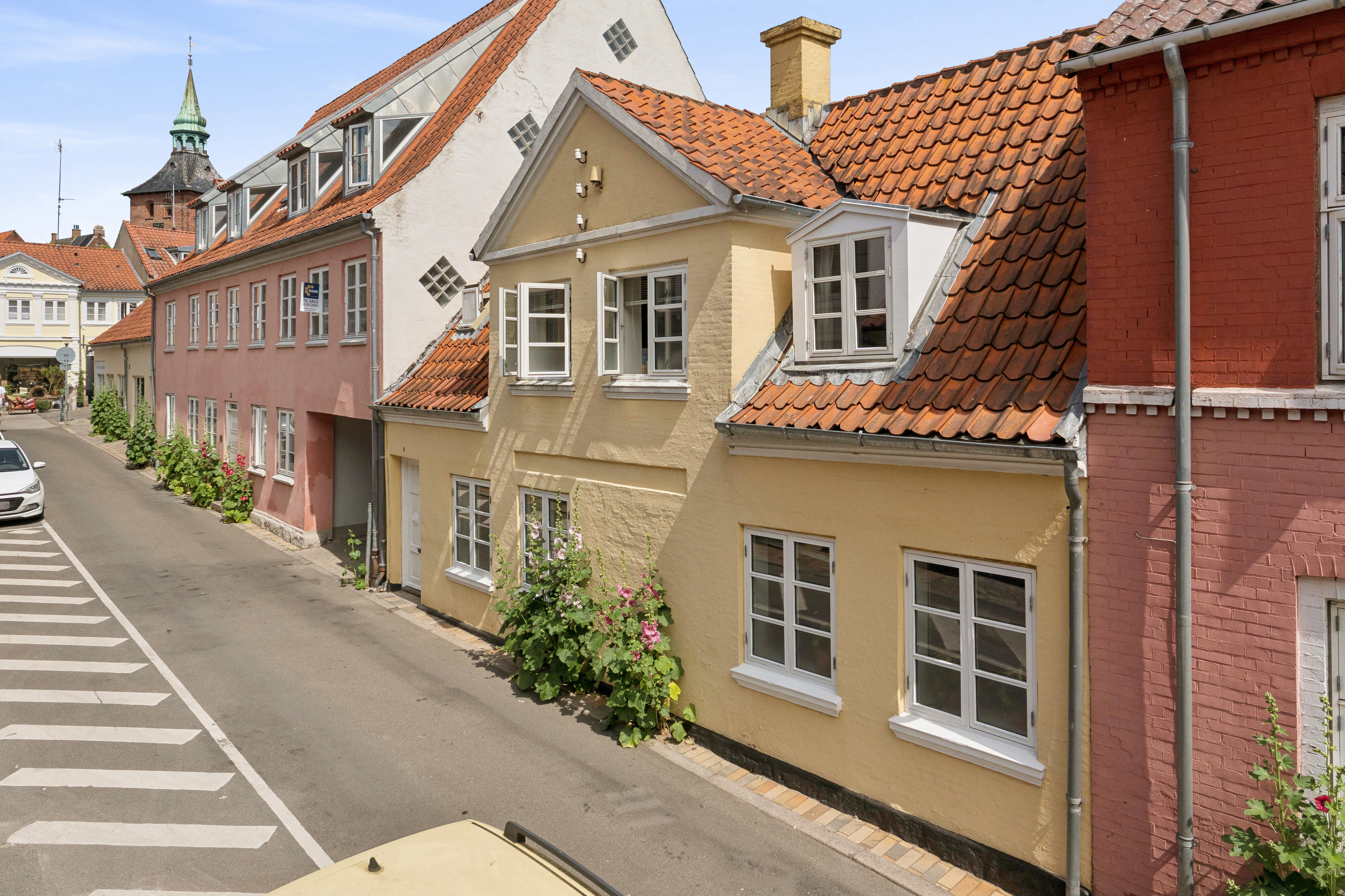 Fremhævet facade billede i fuldskærmstilstand. Billede af Skattergade 3, 5700 Svendborg