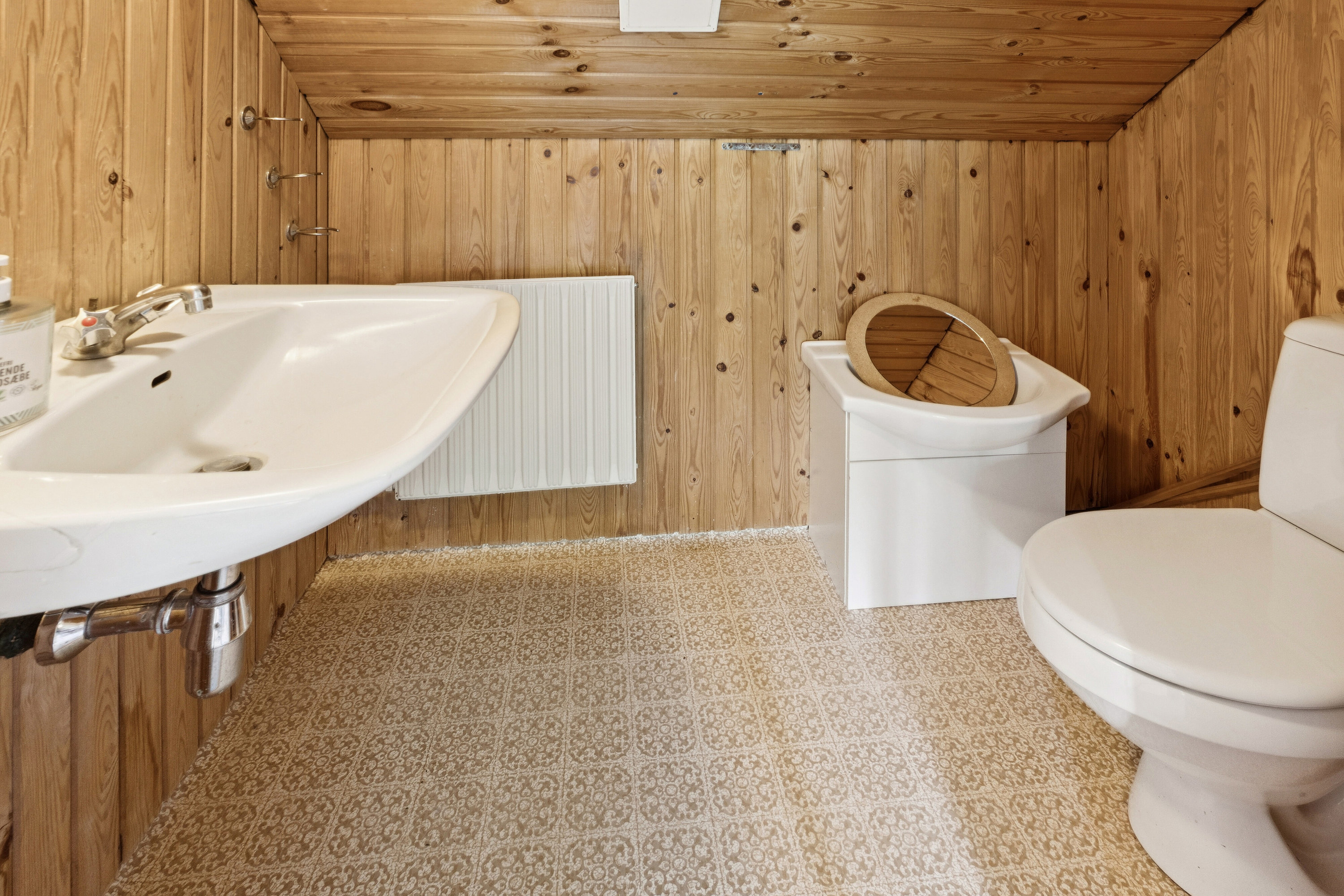 Fremhævet toilet billede i fuldskærmstilstand. Billede af Klode Mølle Vej 9, 7442 Engesvang