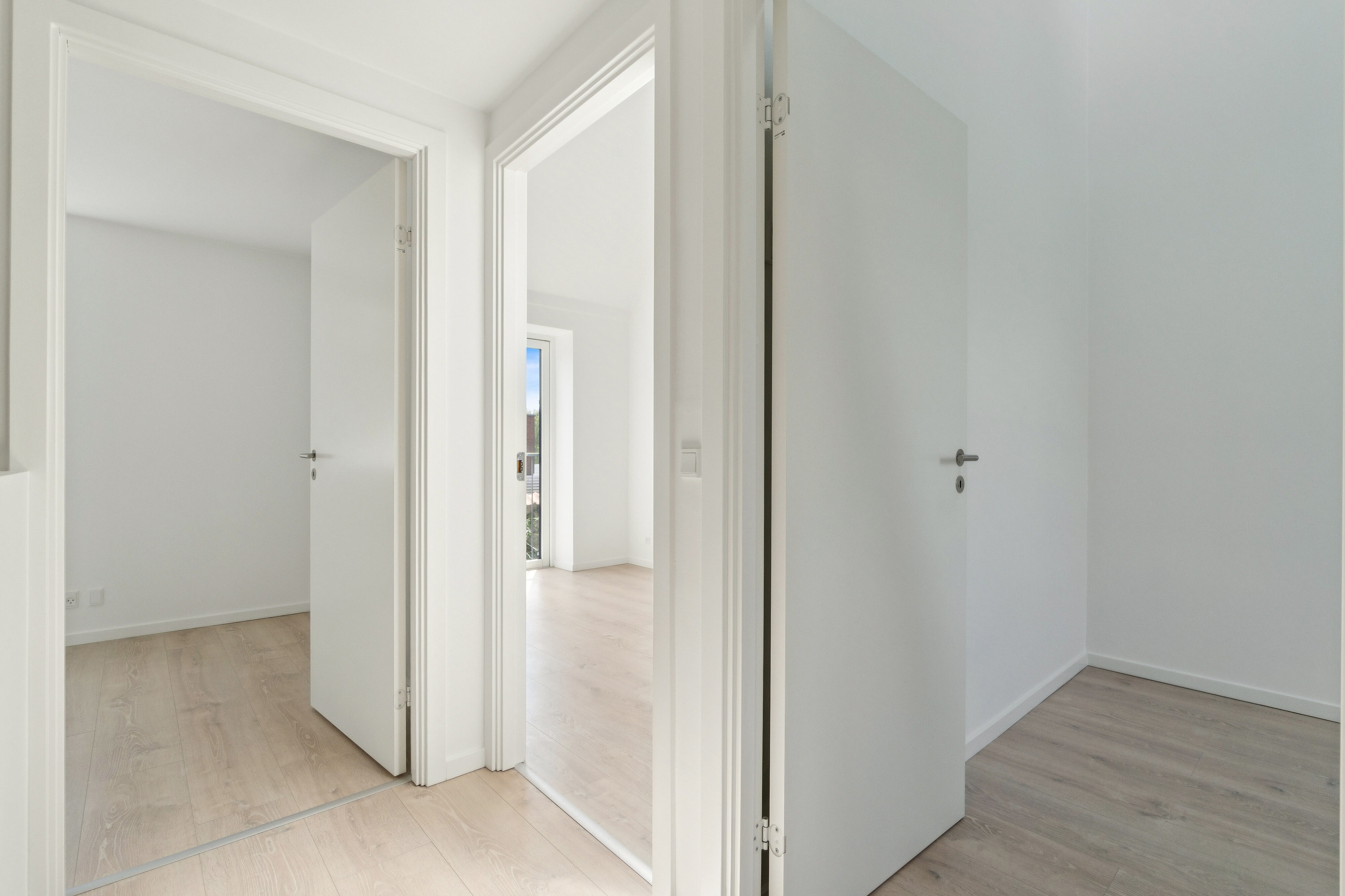 Fremhævet gang billede i fuldskærmstilstand. Billede af Kongovej 14H, 2300 København S