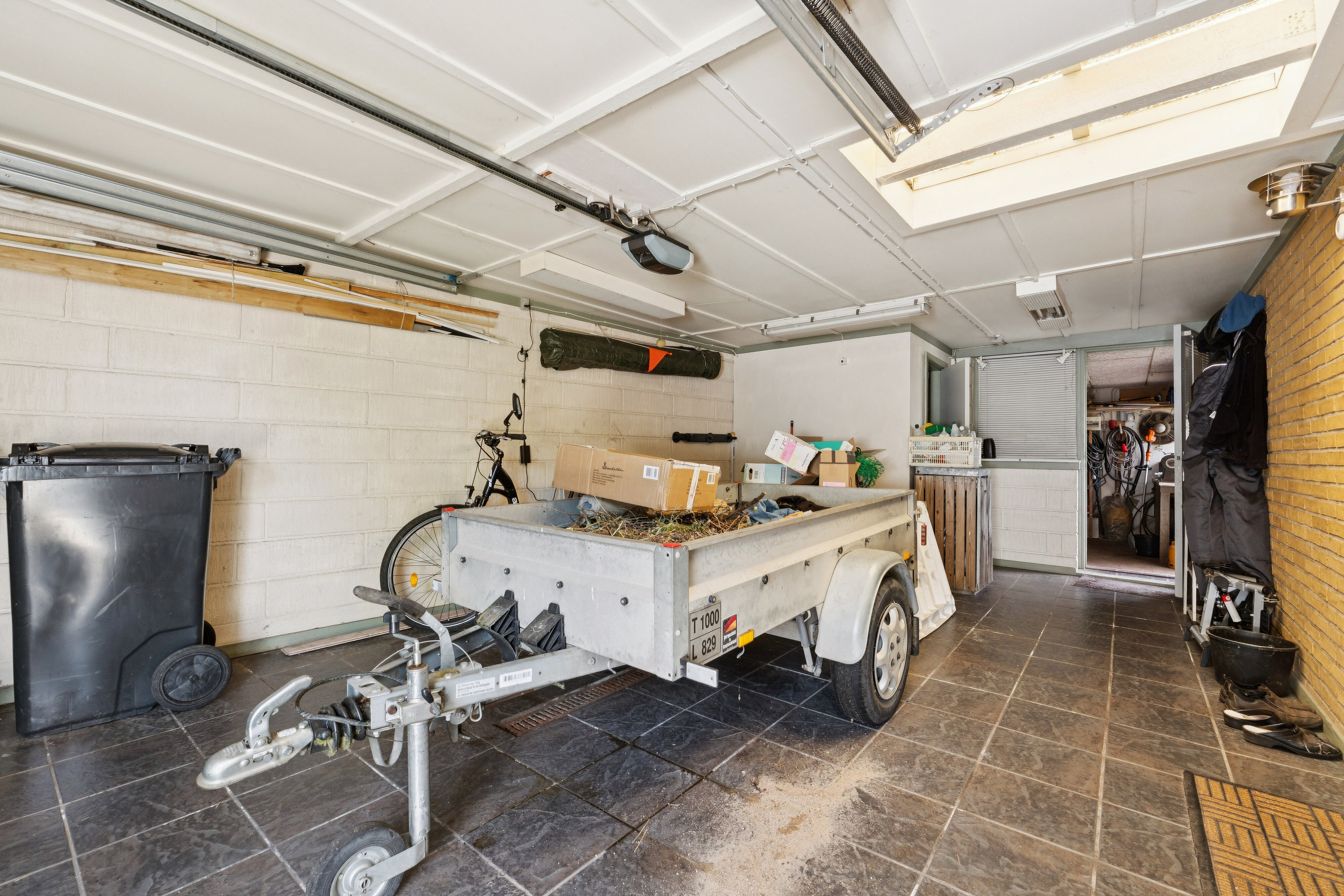 Fremhævet garage billede i fuldskærmstilstand. Billede af Assensvej 63, Kirkeby, 5771 Stenstrup