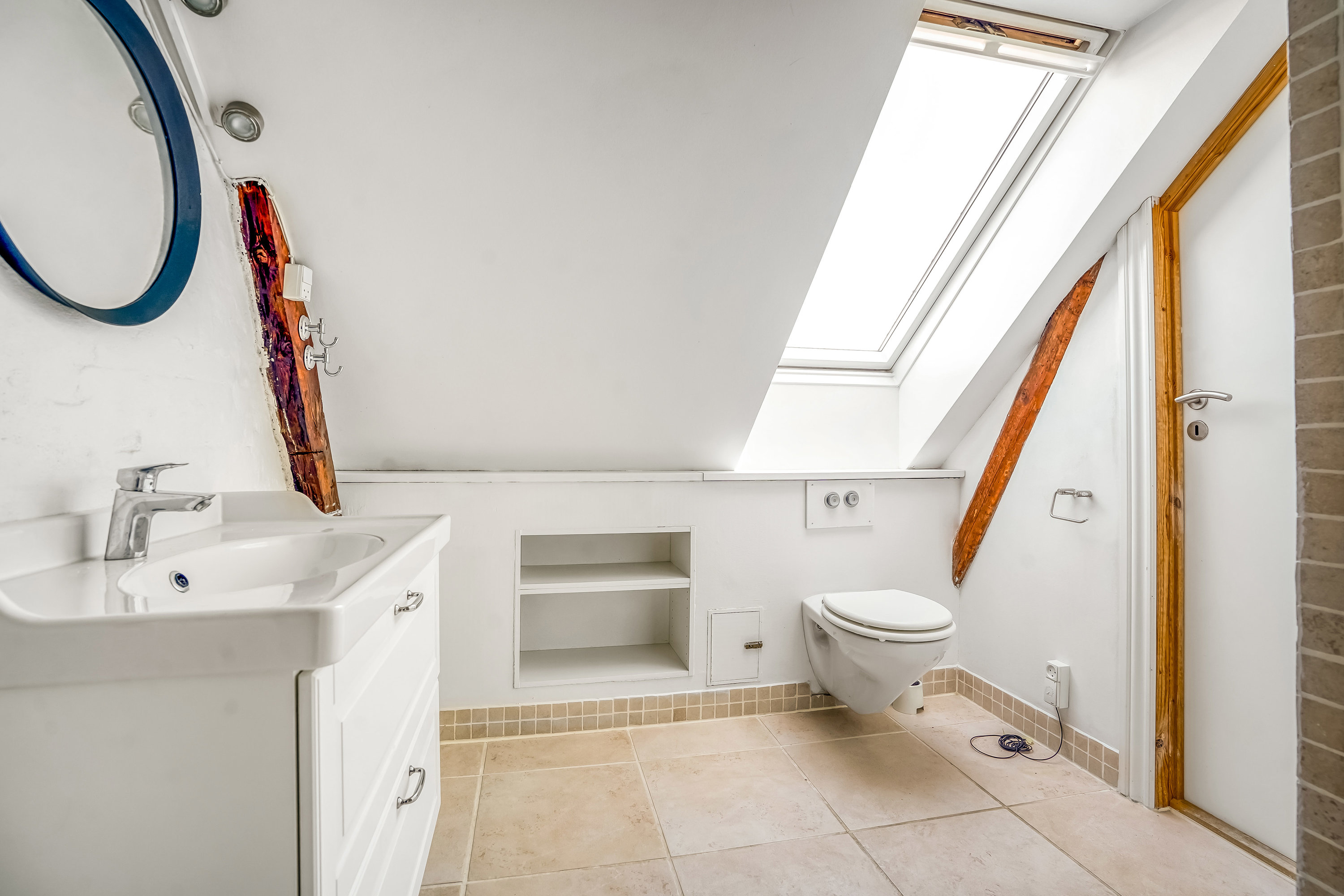 Fremhævet toilet billede i fuldskærmstilstand. Billede af Vibyvej 2, 5580 Nørre Aaby