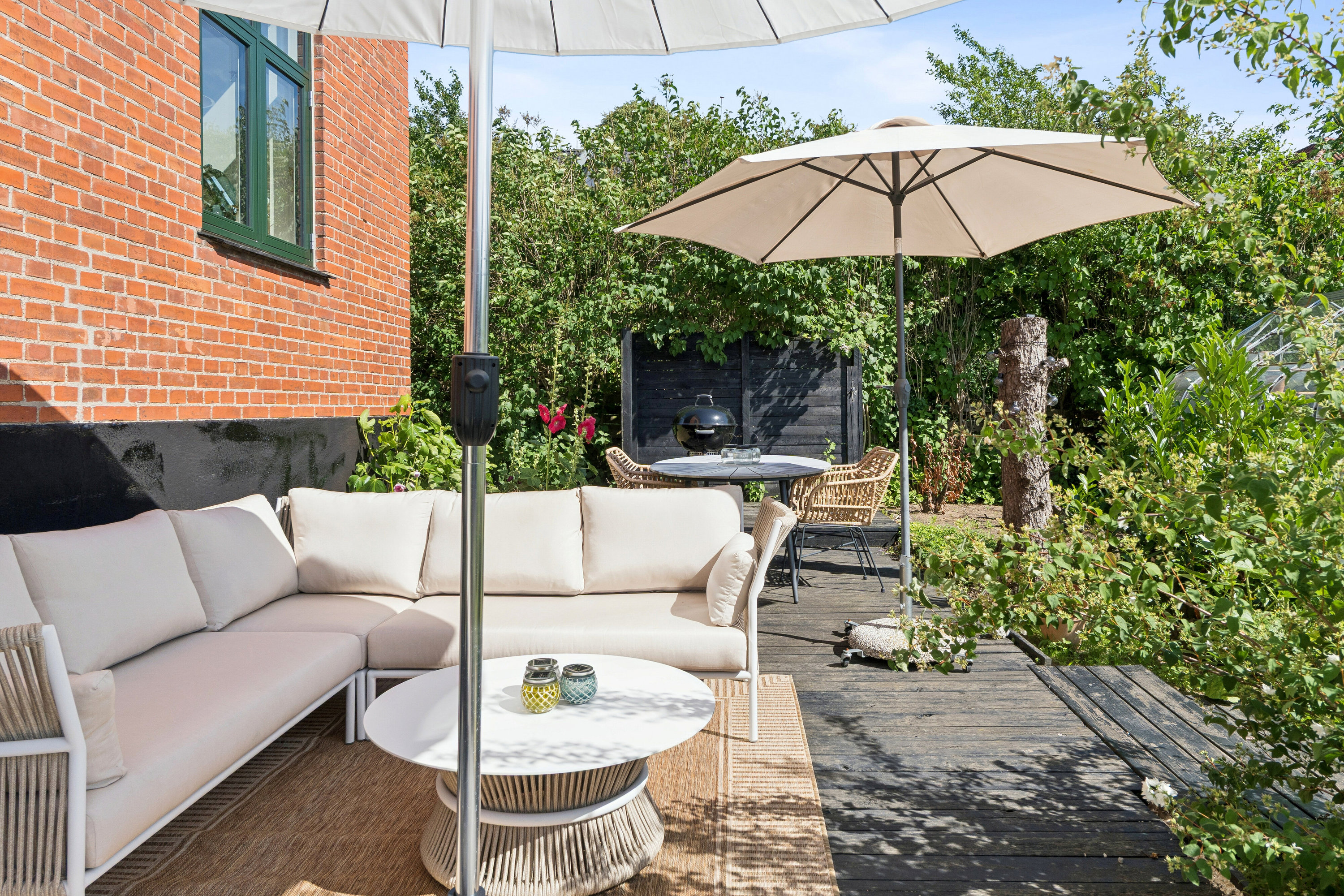 Fremhævet terrasse billede i fuldskærmstilstand. Billede af Fredens Alle 14, Bakkegaderne, 3300 Frederiksværk