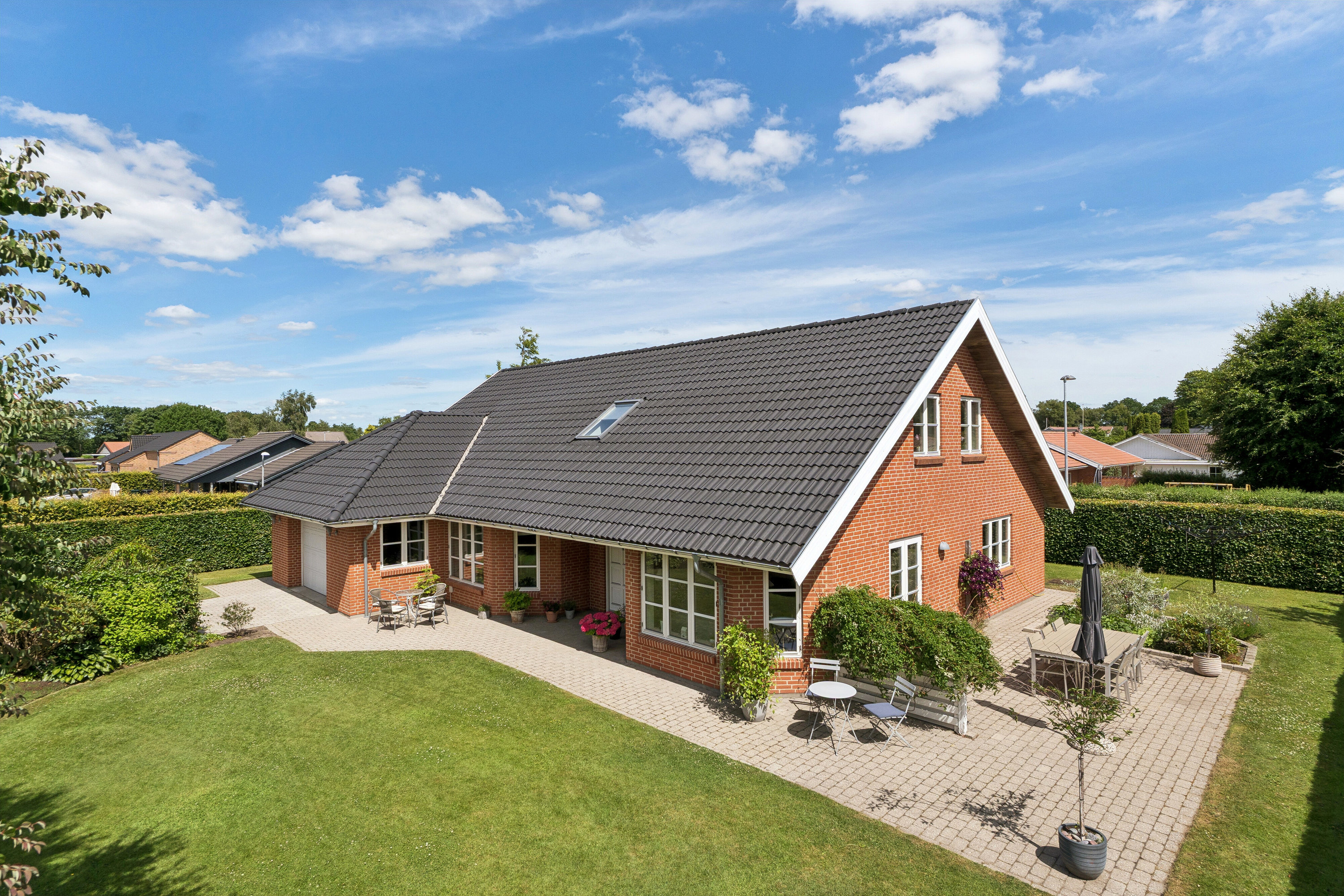 Kirsebærvej 1, 7441 Bording