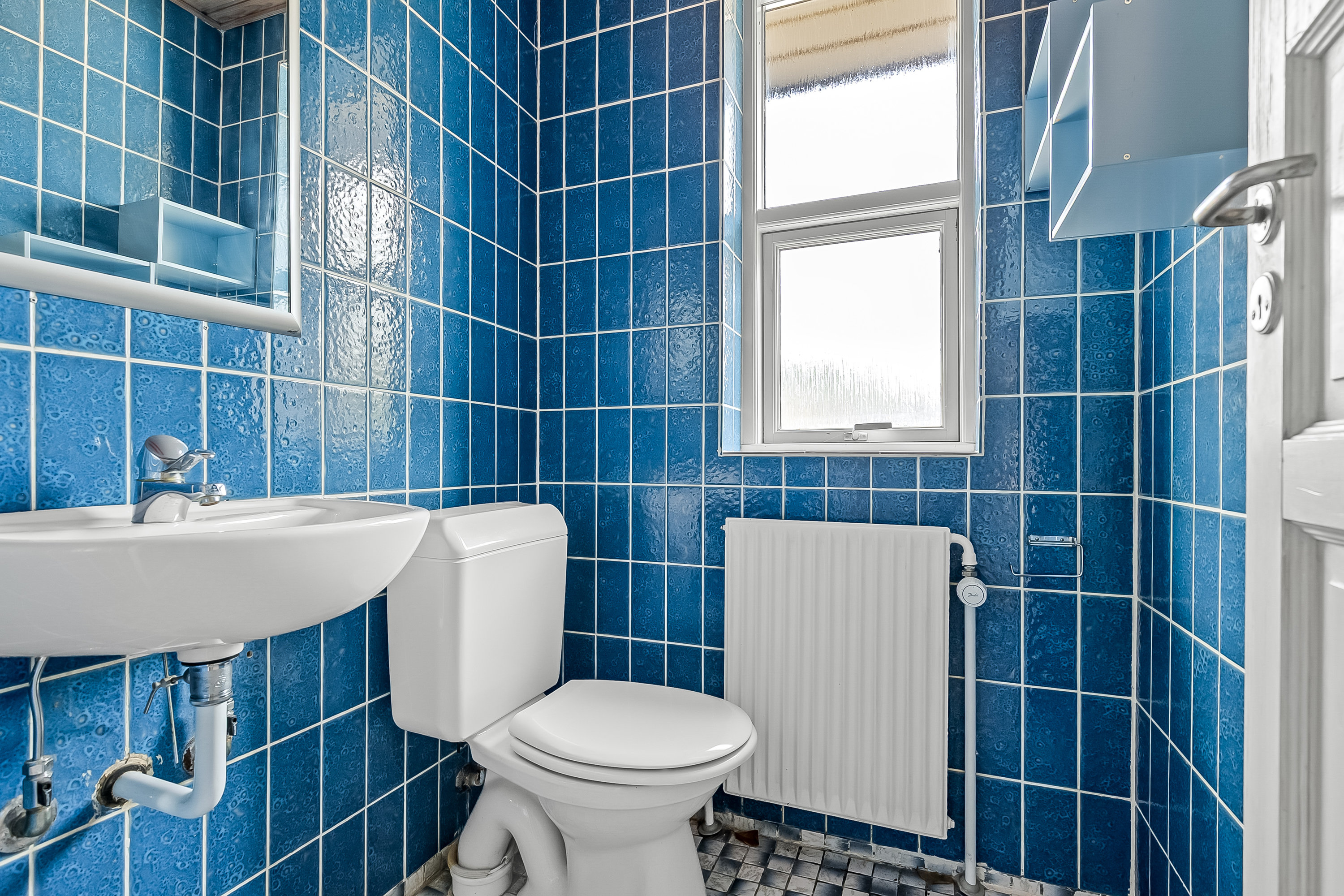Fremhævet gæstetoilet billede i fuldskærmstilstand. Billede af Skovvænget 18, 7080 Børkop