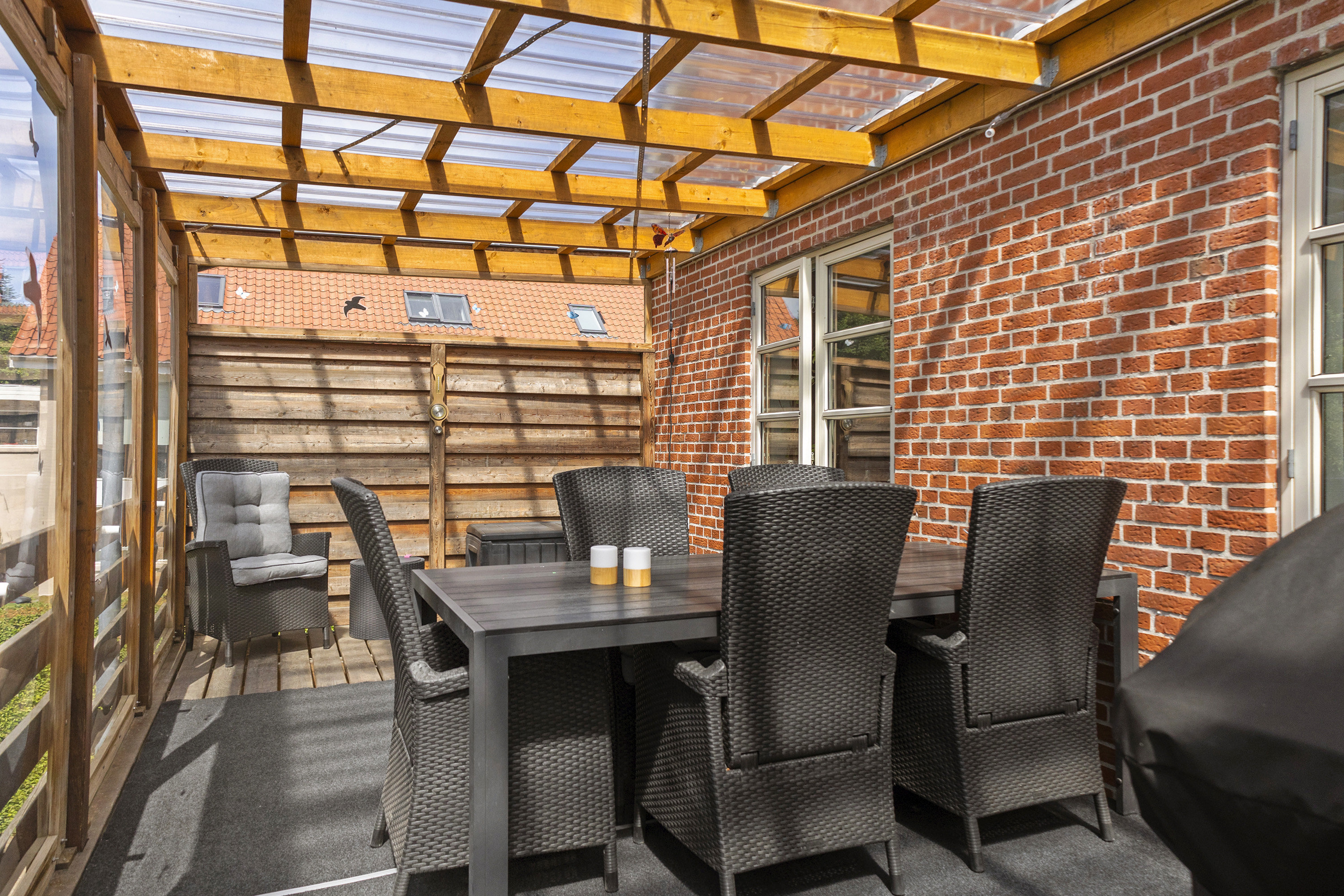 Fremhævet terrasse billede i fuldskærmstilstand. Billede af Iver Dahlsvej 5, 6640 Lunderskov