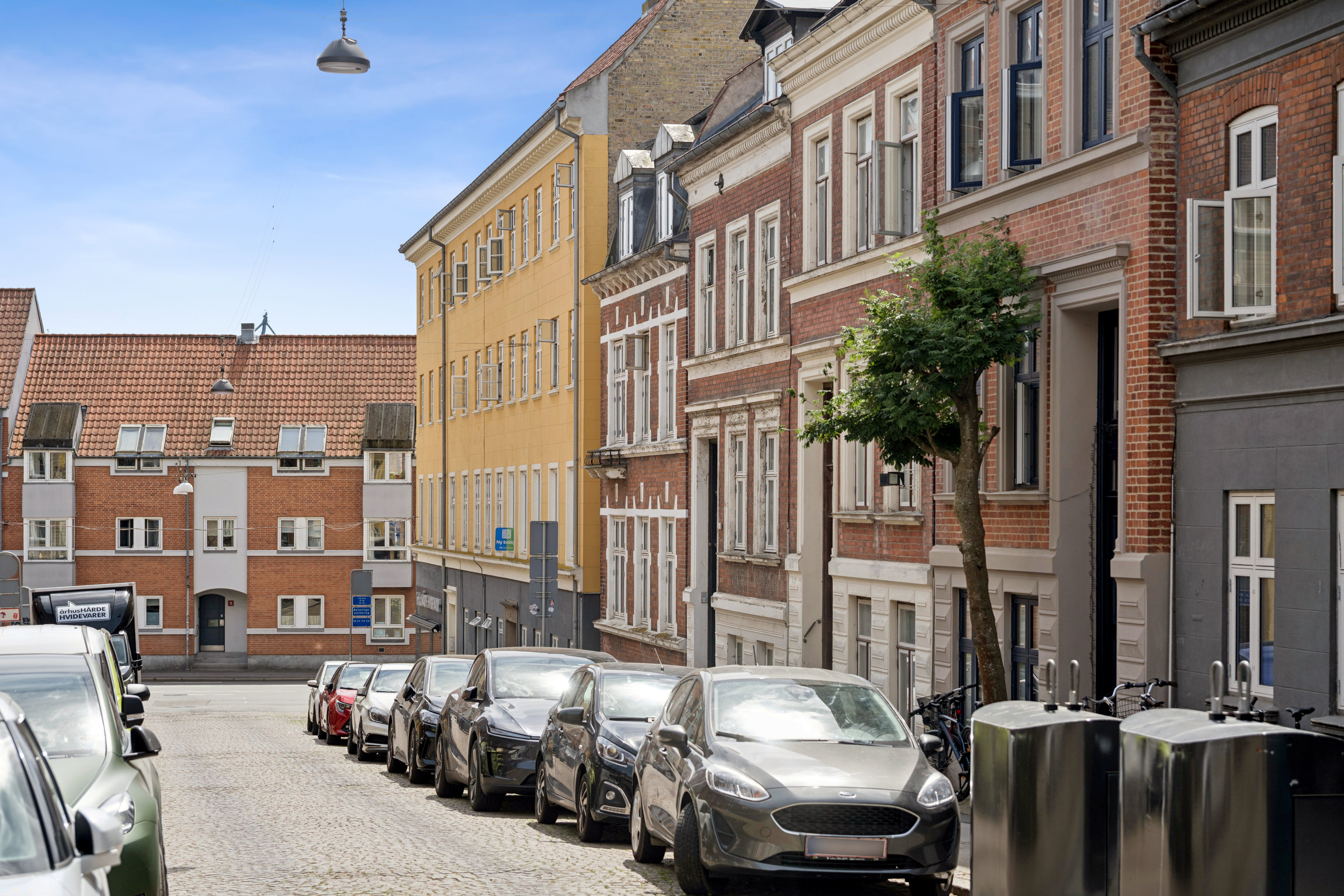 Fremhævet andet billede i fuldskærmstilstand. Billede af Hjelmensgade 3, 1. tv., 8000 Aarhus C
