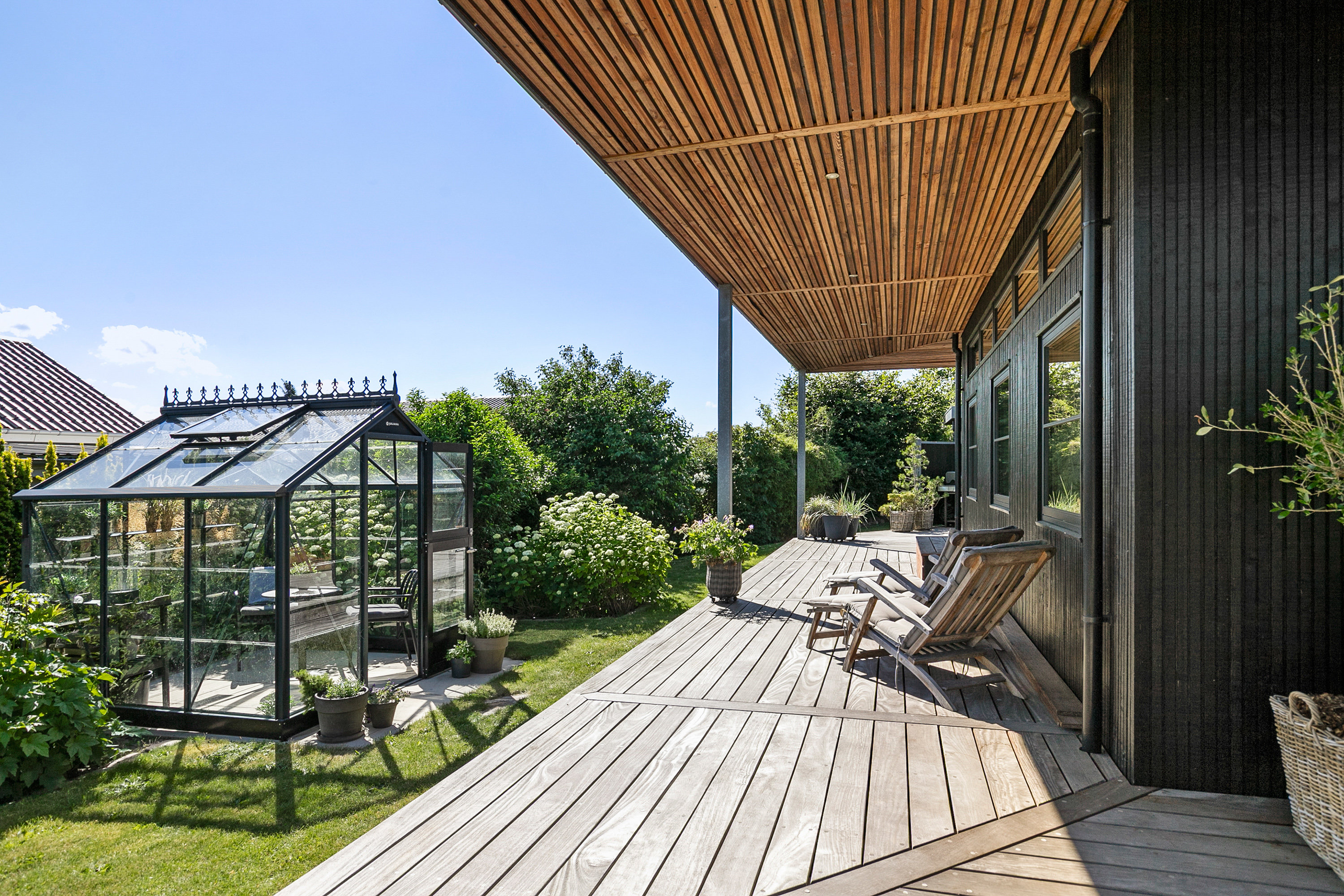 Fremhævet overdækket terrasse billede i fuldskærmstilstand. Billede af Bakkevej 9, 9440 Aabybro