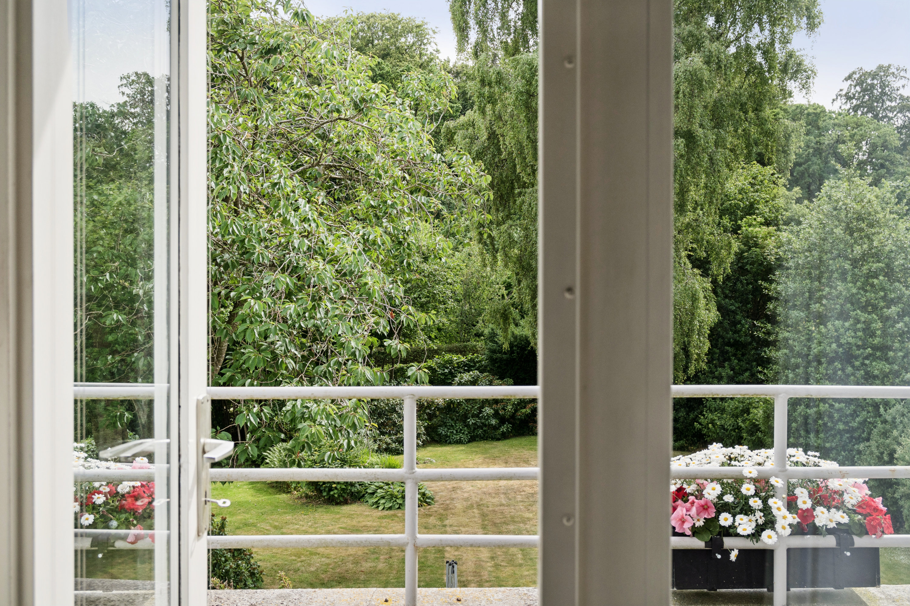 Fremhævet udsigt billede i fuldskærmstilstand. Billede af Rislundvej 15, 8240 Risskov