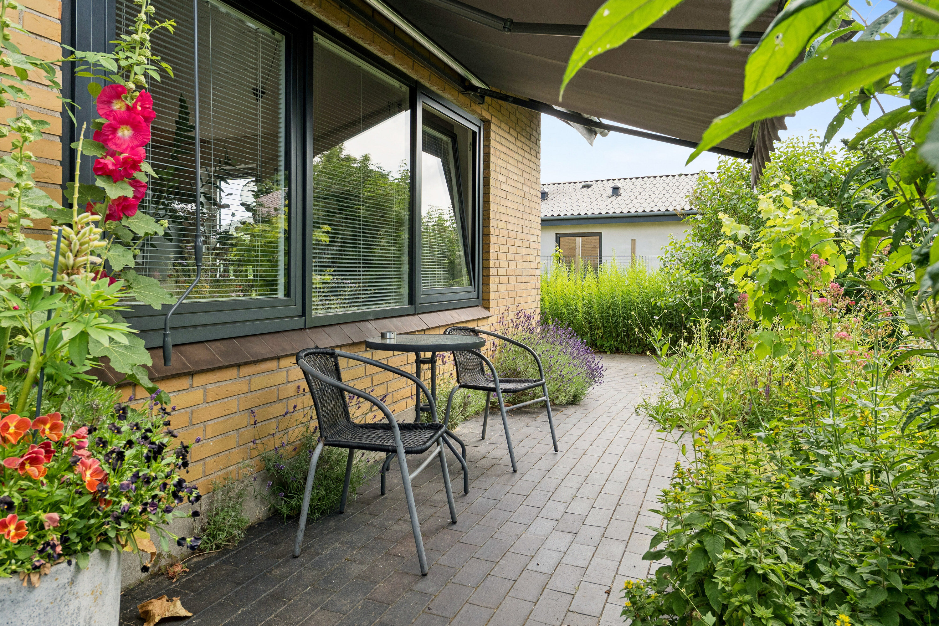 Fremhævet terrasse billede i fuldskærmstilstand. Billede af Skolevej 13, 5771 Stenstrup
