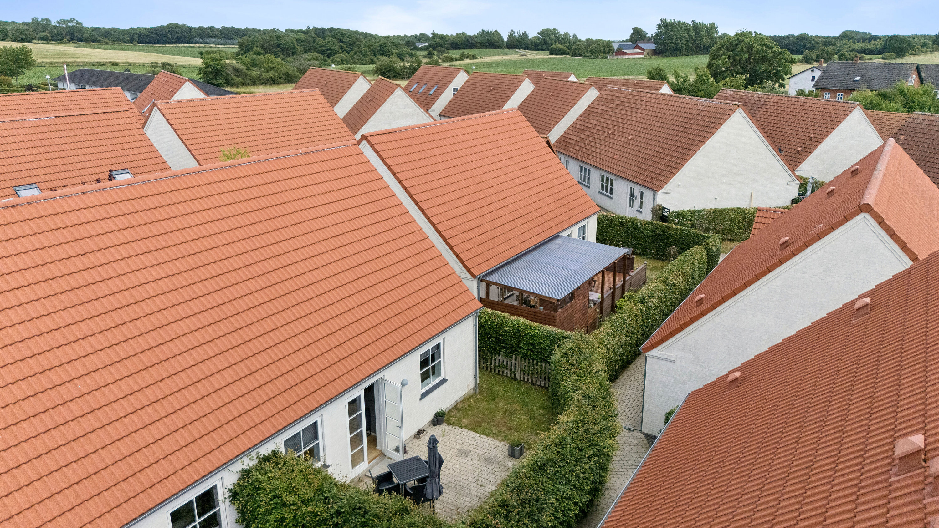 Fremhævet luftfoto billede i fuldskærmstilstand. Billede af Mosevangen 30, 4773 Stensved