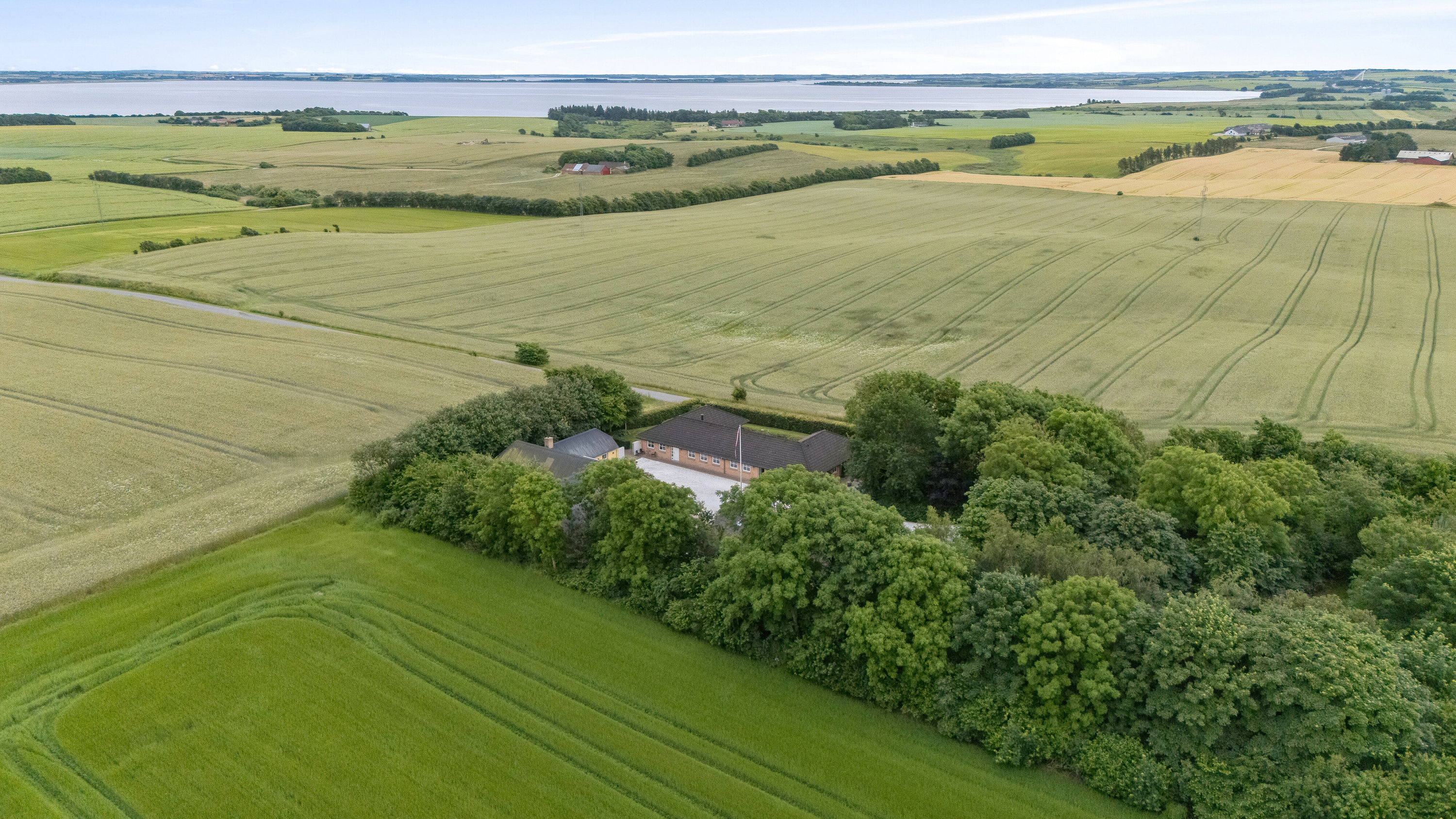 Fremhævet luftfoto billede i fuldskærmstilstand. Billede af Gudnæsvej 3, 7755 Bedsted Thy