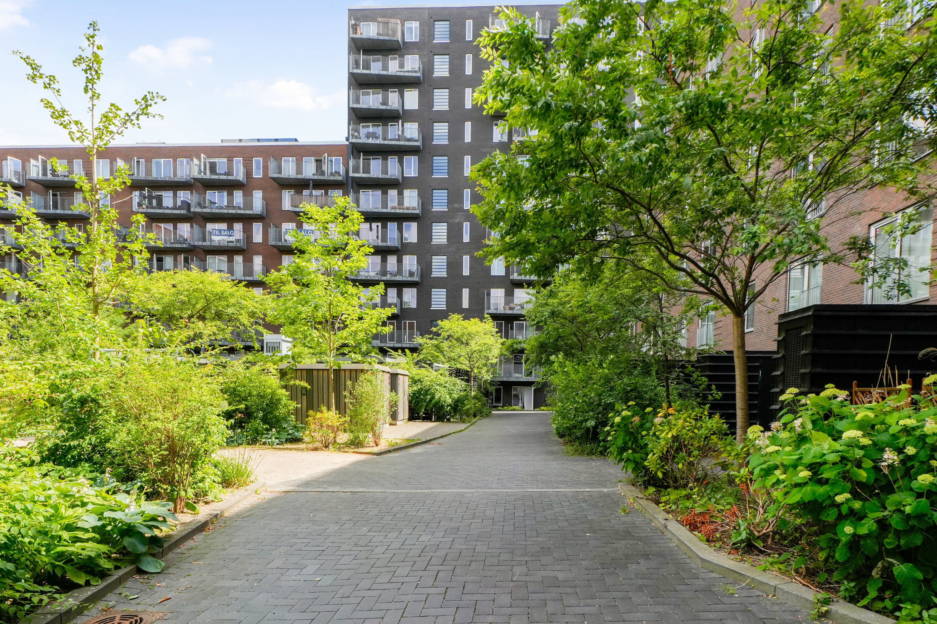 Fremhævet gårdmiljø billede i fuldskærmstilstand. Billede af Ørestads Boulevard 60, 2. tv., 2300 København S