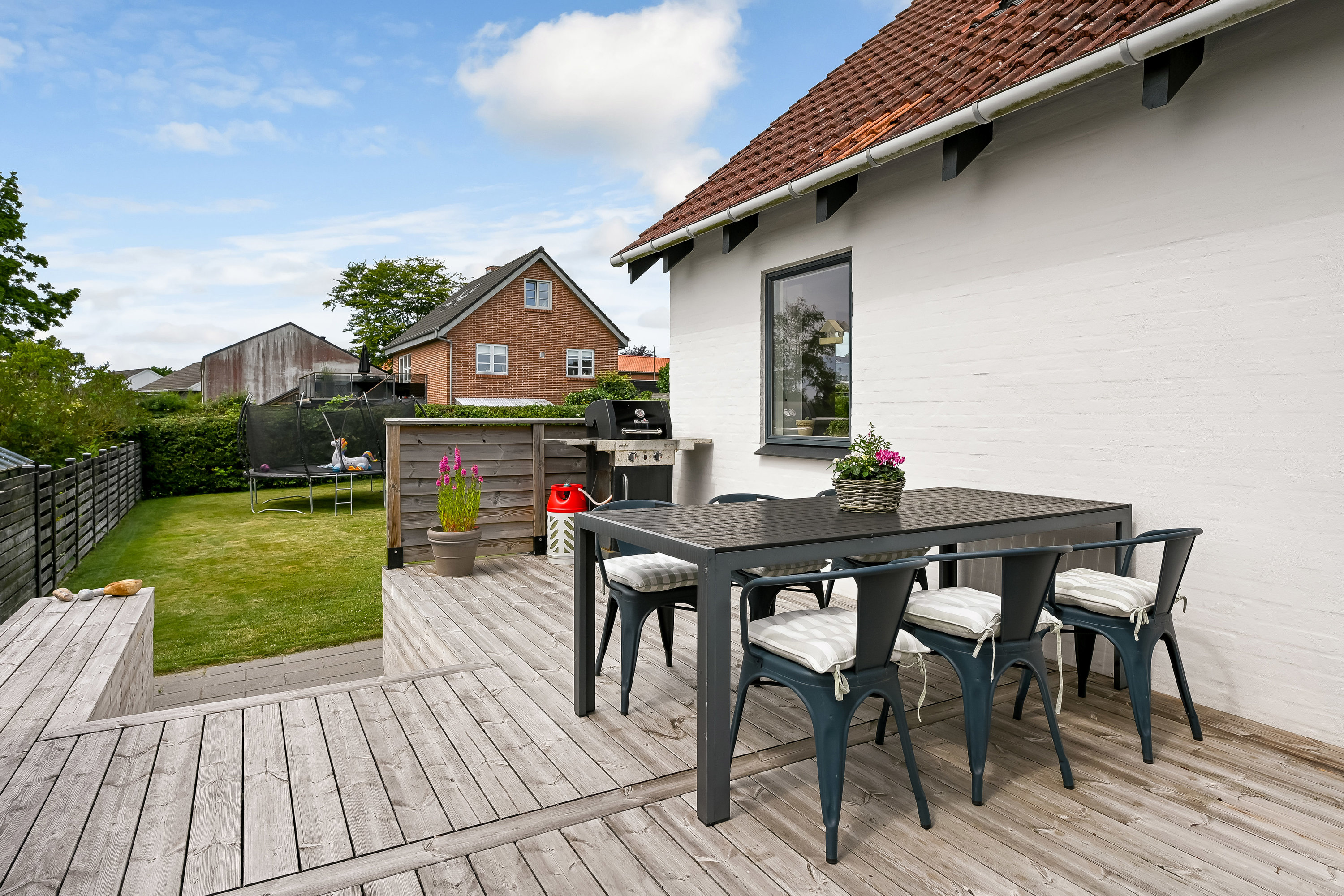 Fremhævet terrasse billede i fuldskærmstilstand. Billede af Søndergårds Alle 10, 6700 Esbjerg