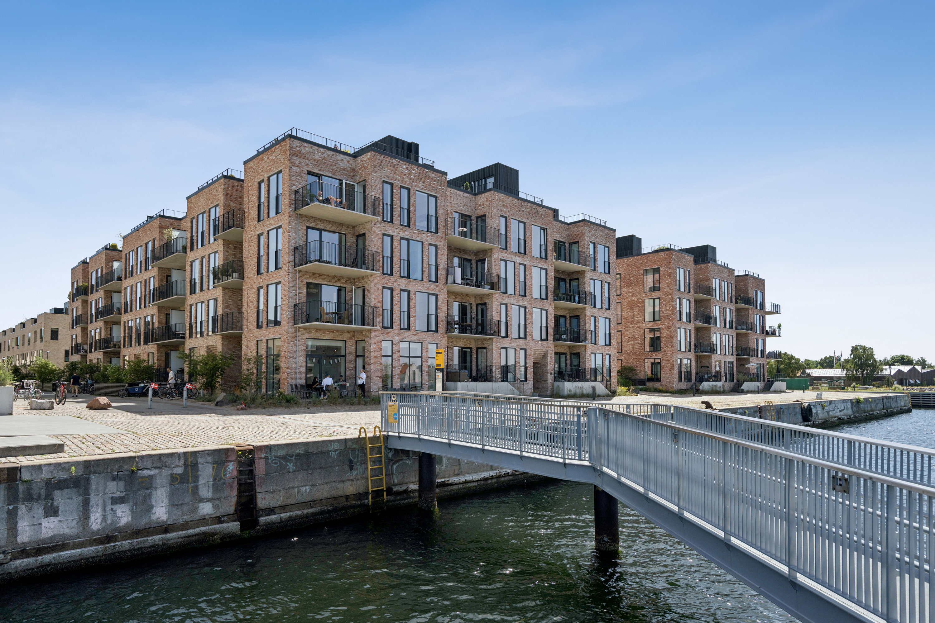Fremhævet udendørs billede i fuldskærmstilstand. Billede af Islands Brygge 100, 3. tv., 2300 København S