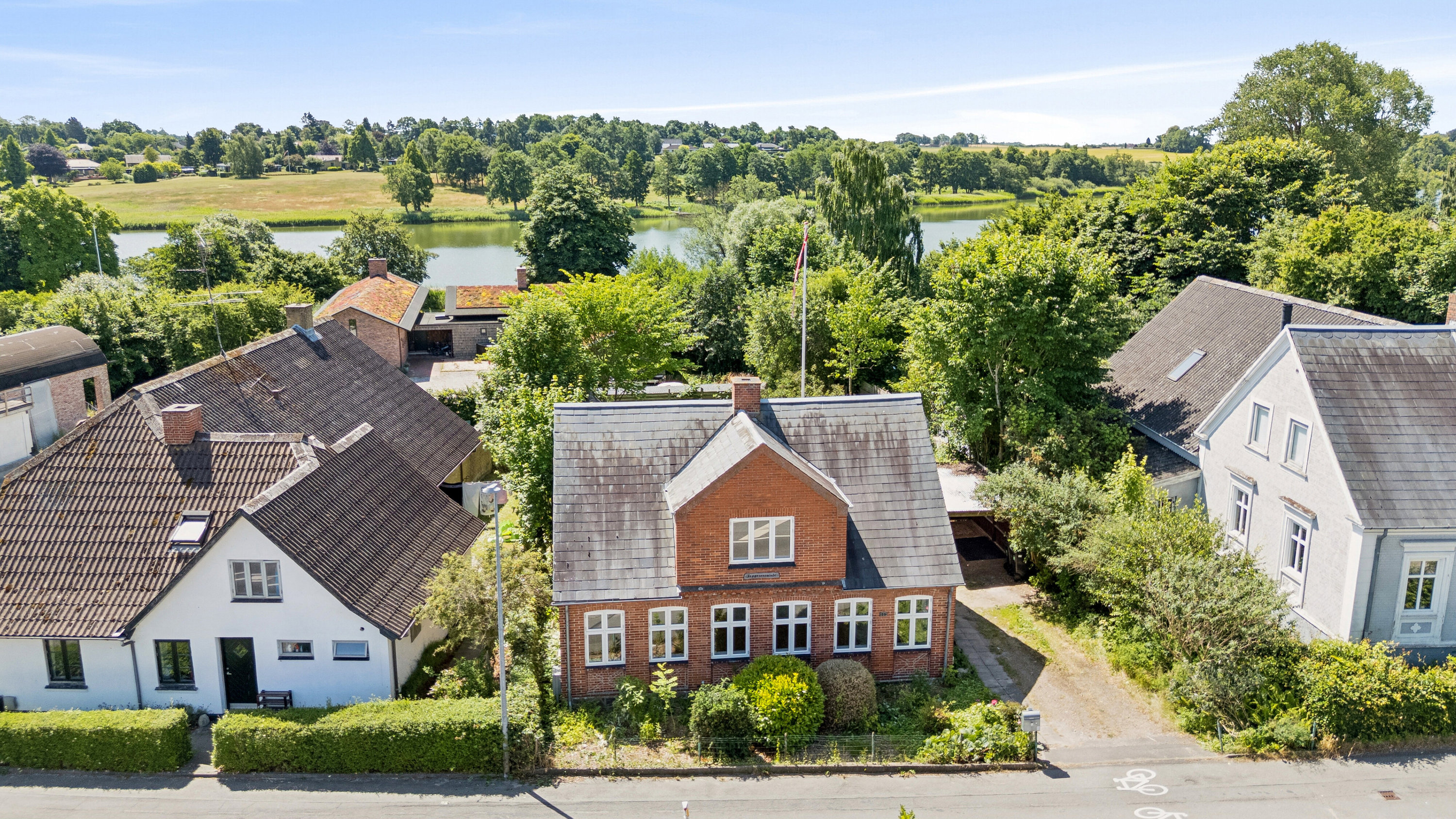 Fremhævet luftfoto billede i fuldskærmstilstand. Billede af Svendborgvej 75, Ollerup, 5762 Vester Skerninge