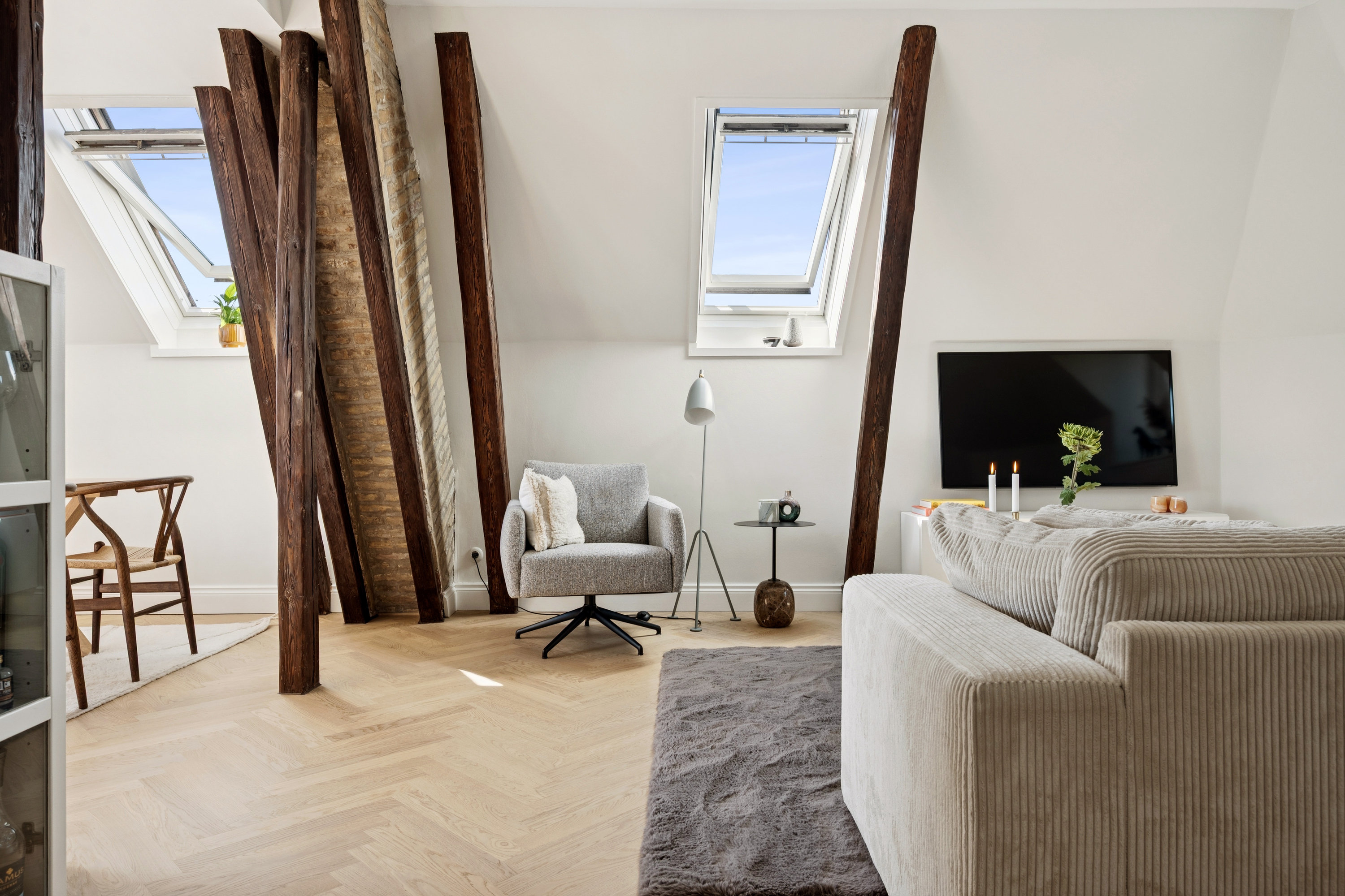 Fremhævet stue billede i fuldskærmstilstand. Billede af Madvigs Alle 4, 4. tv., 1829 Frederiksberg C