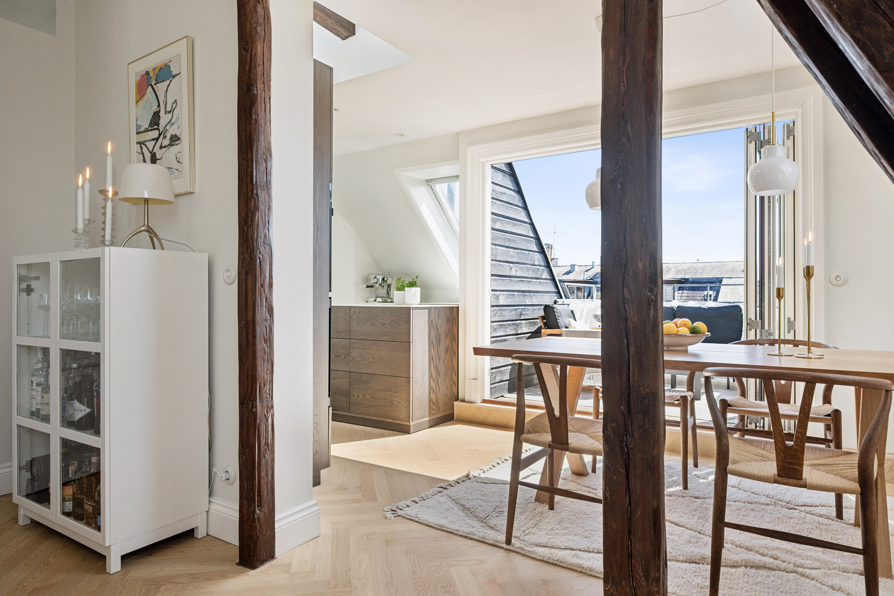 Fremhævet stue billede i fuldskærmstilstand. Billede af Madvigs Alle 4, 4. tv., 1829 Frederiksberg C