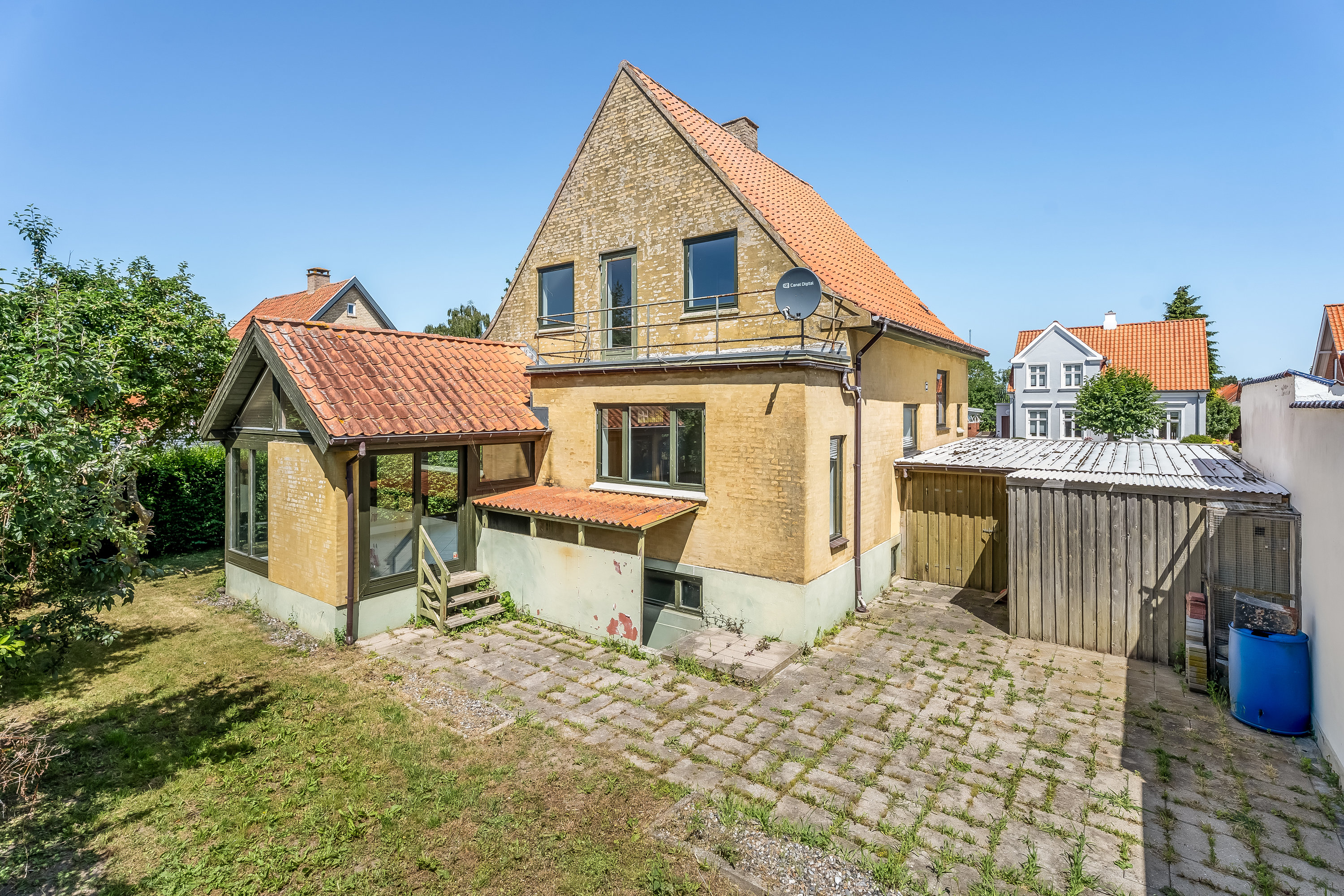 Fremhævet mastefoto billede i fuldskærmstilstand. Billede af Søndre Boulevard 4, 4930 Maribo