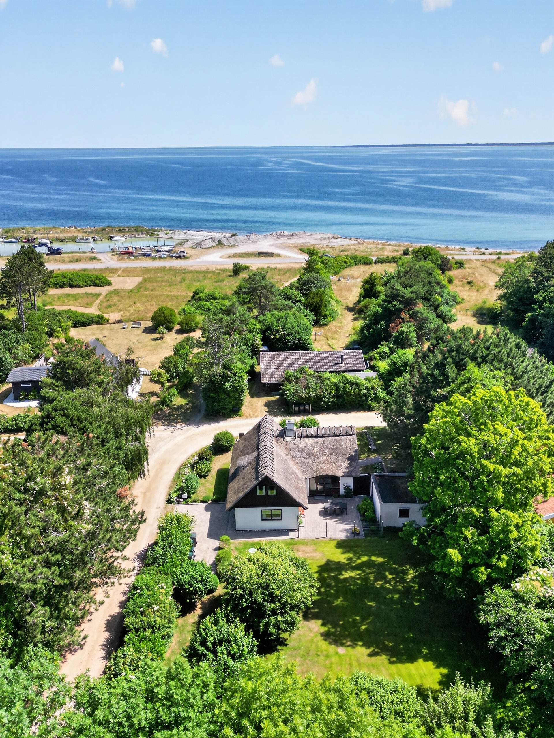 Fremhævet luftfoto billede i fuldskærmstilstand. Billede af Lærkeengen 1, Klint, 4500 Nykøbing Sj
