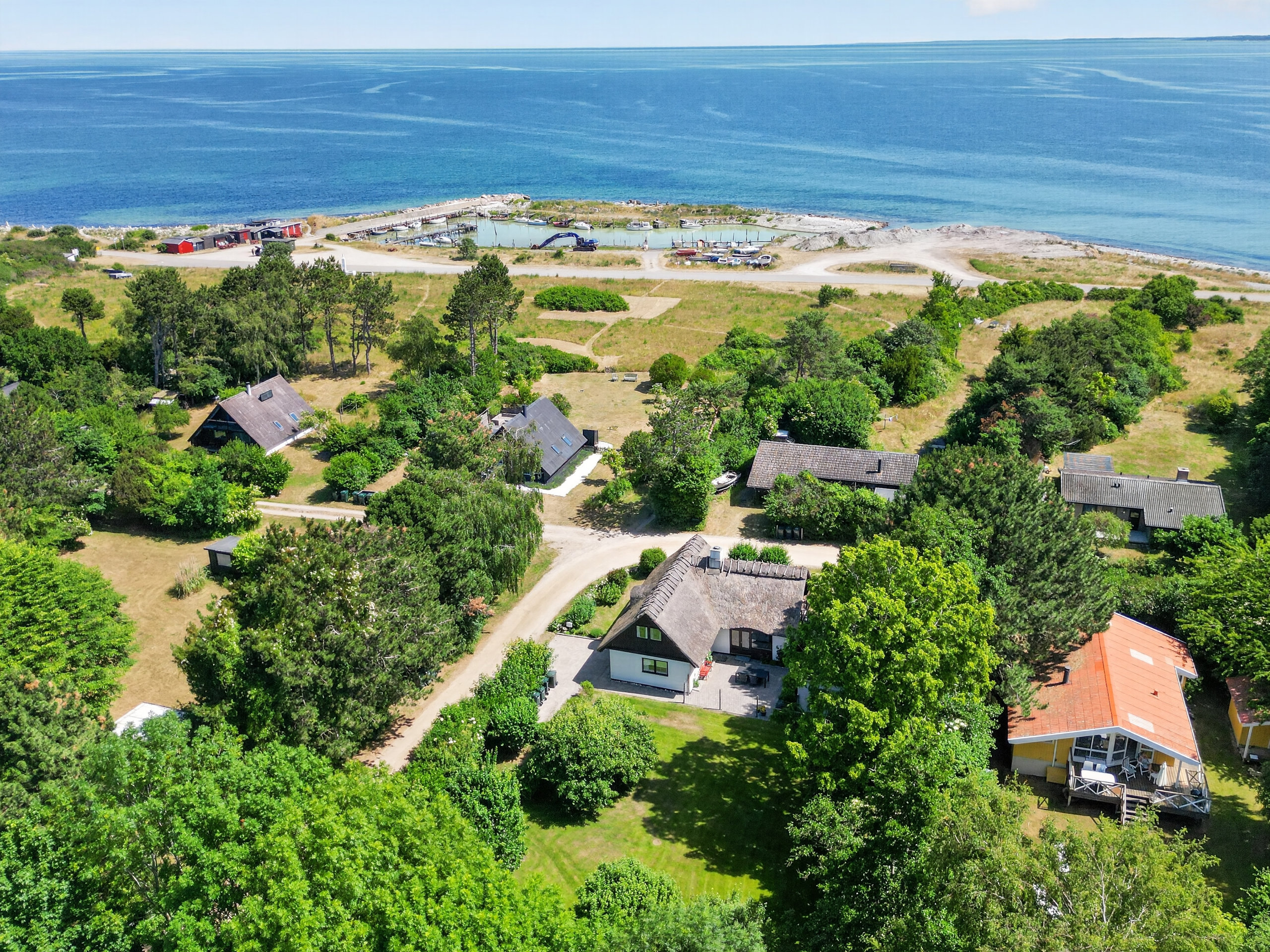 Fremhævet luftfoto billede i fuldskærmstilstand. Billede af Lærkeengen 1, Klint, 4500 Nykøbing Sj