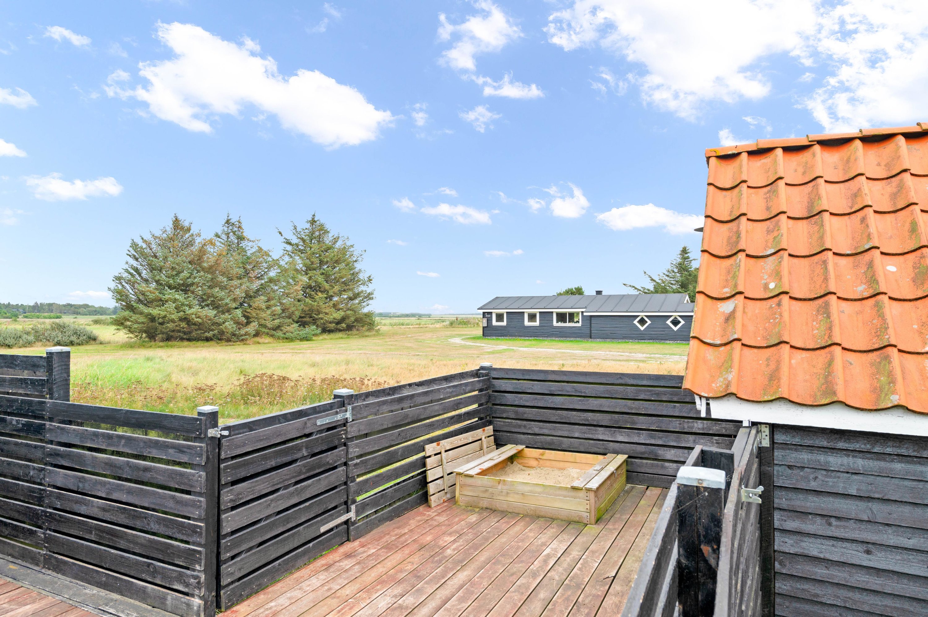 Fremhævet  billede i fuldskærmstilstand. Billede af Rørsangervej 17, Lodbj Hede, 6950 Ringkøbing