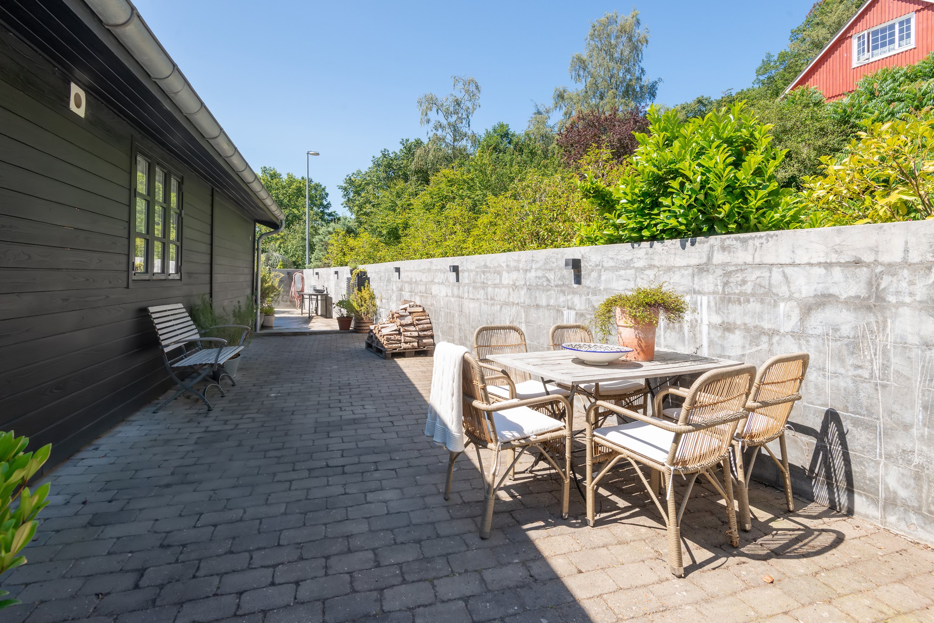 Fremhævet terrasse billede i fuldskærmstilstand. Billede af Ravnsbjergvej 44, 8800 Viborg