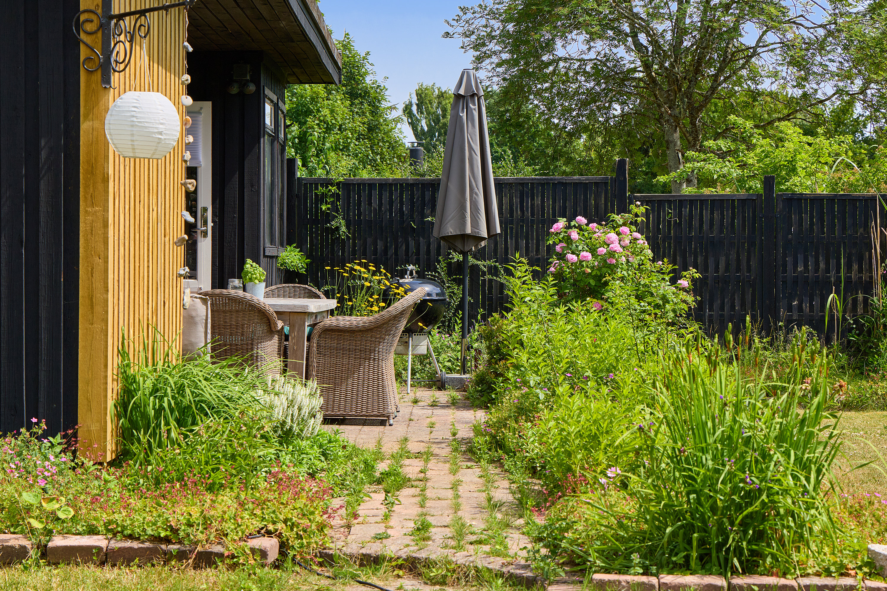 Fremhævet terrasse billede i fuldskærmstilstand. Billede af Nøddevej 9, 3210 Vejby