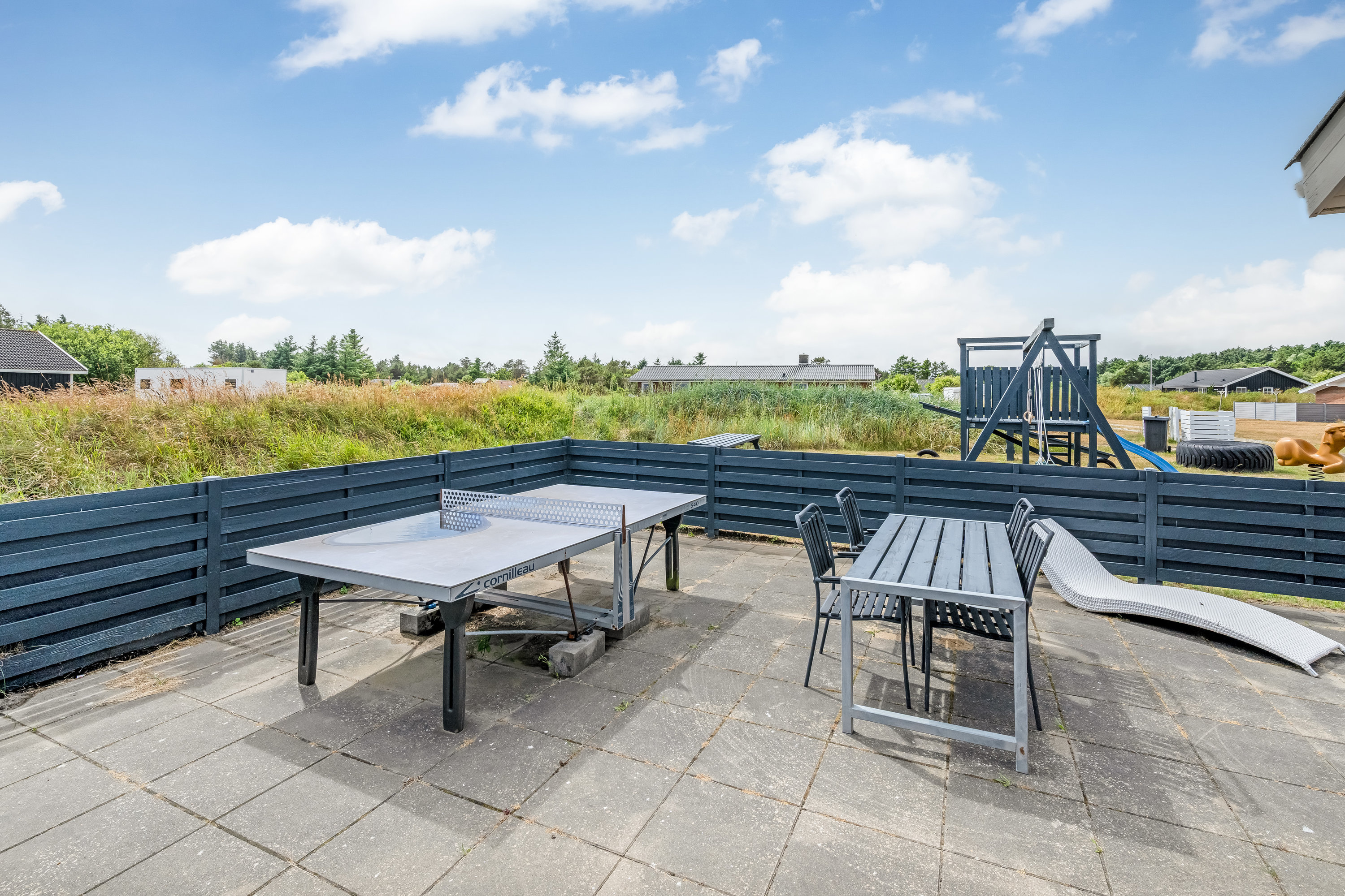 Fremhævet terrasse billede i fuldskærmstilstand. Billede af Lyngvejen 7, Klegod, 6950 Ringkøbing