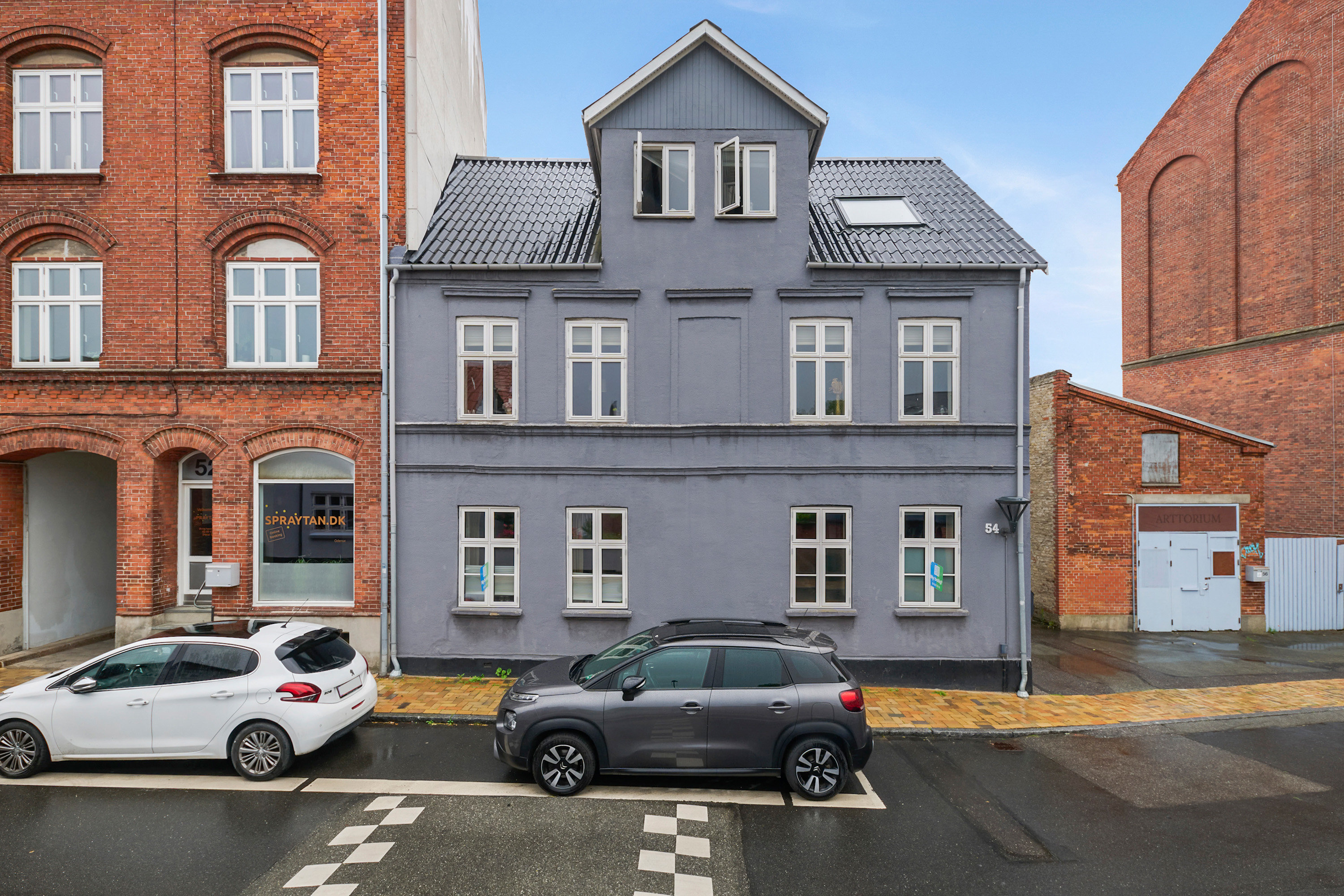 Fremhævet ejendommen billede i fuldskærmstilstand. Billede af Jens Benzons Gade 54A, st., 5000 Odense C