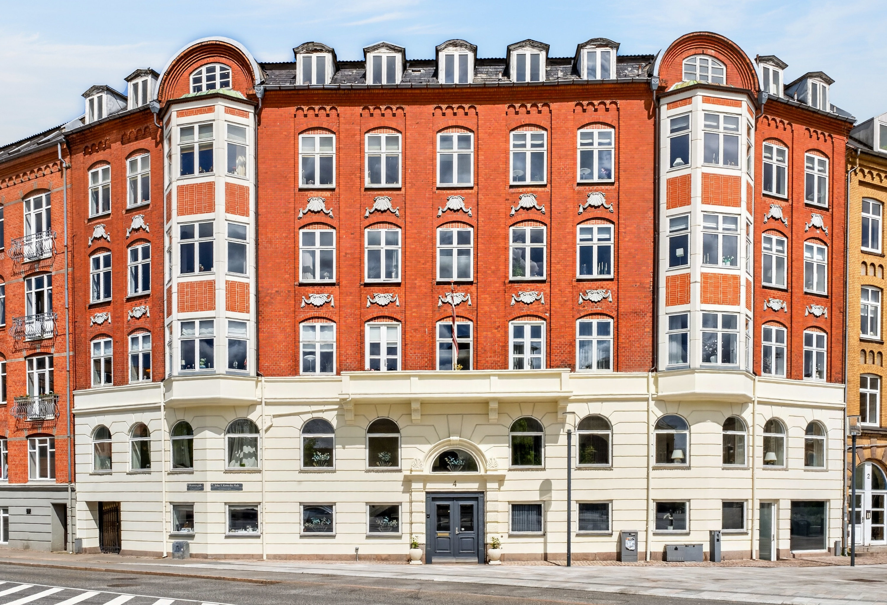 Fremhævet  billede i fuldskærmstilstand. Billede af John F. Kennedys Plads 4, 3. th., 9000 Aalborg