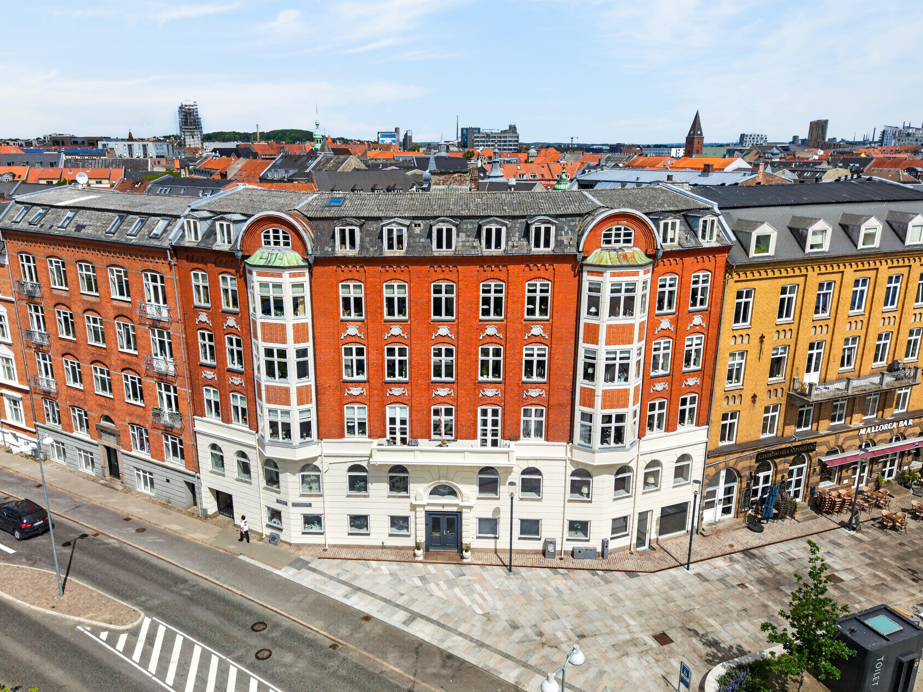 Fremhævet  billede i fuldskærmstilstand. Billede af John F. Kennedys Plads 4, 3. th., 9000 Aalborg