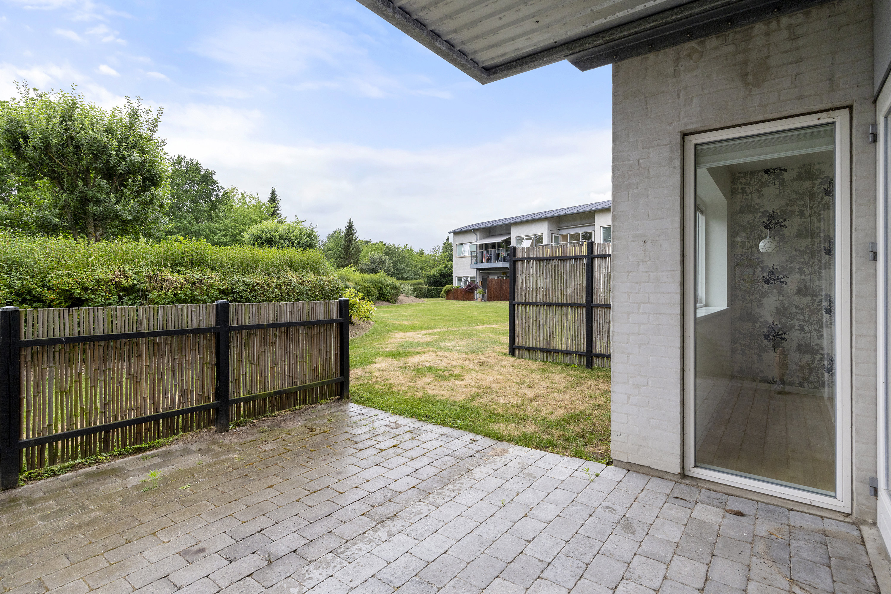 Fremhævet terrasse billede i fuldskærmstilstand. Billede af Pileskoven 3, 3250 Gilleleje