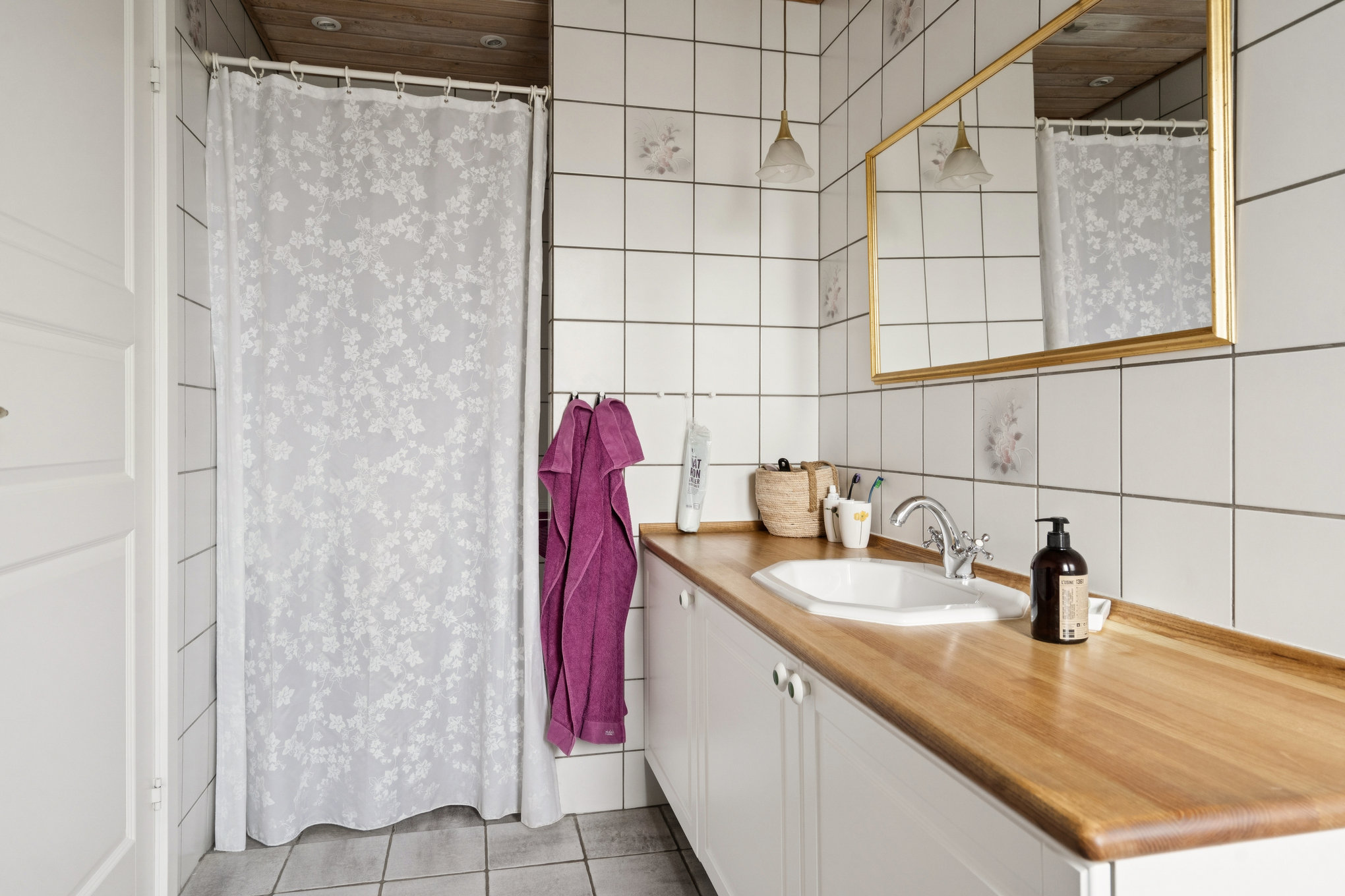 Fremhævet badeværelse billede i fuldskærmstilstand. Billede af Petersminde 12, 8960 Randers SØ