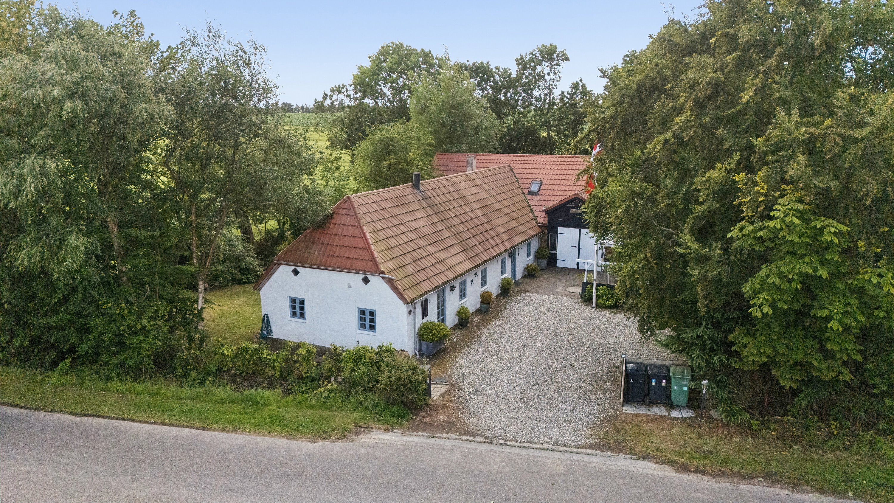 Fremhævet luftfoto billede i fuldskærmstilstand. Billede af Hellerødvej 10, Hellerød, 7790 Thyholm