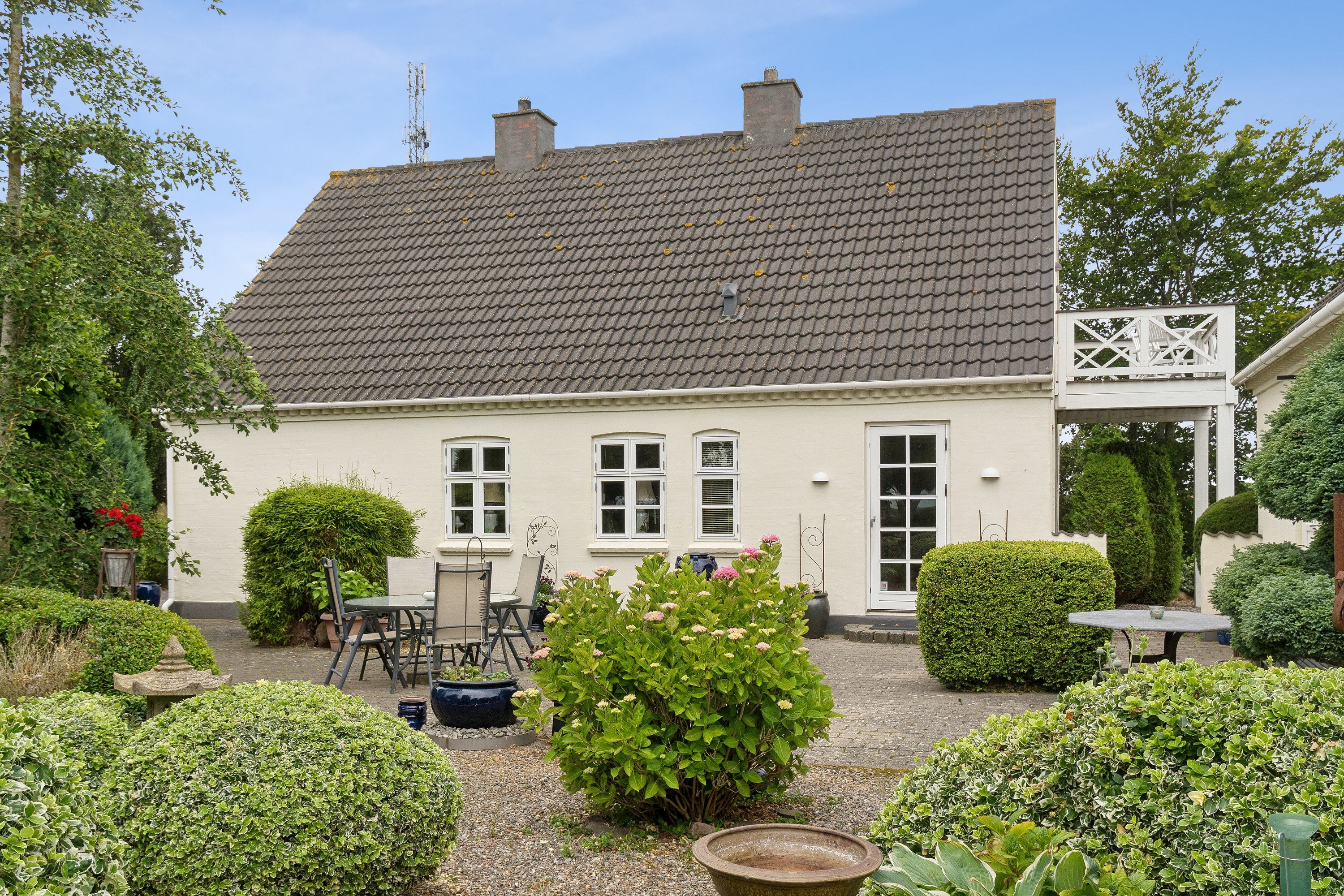 Fremhævet set fra haven billede i fuldskærmstilstand. Billede af Ågerupvej 4, 4400 Kalundborg